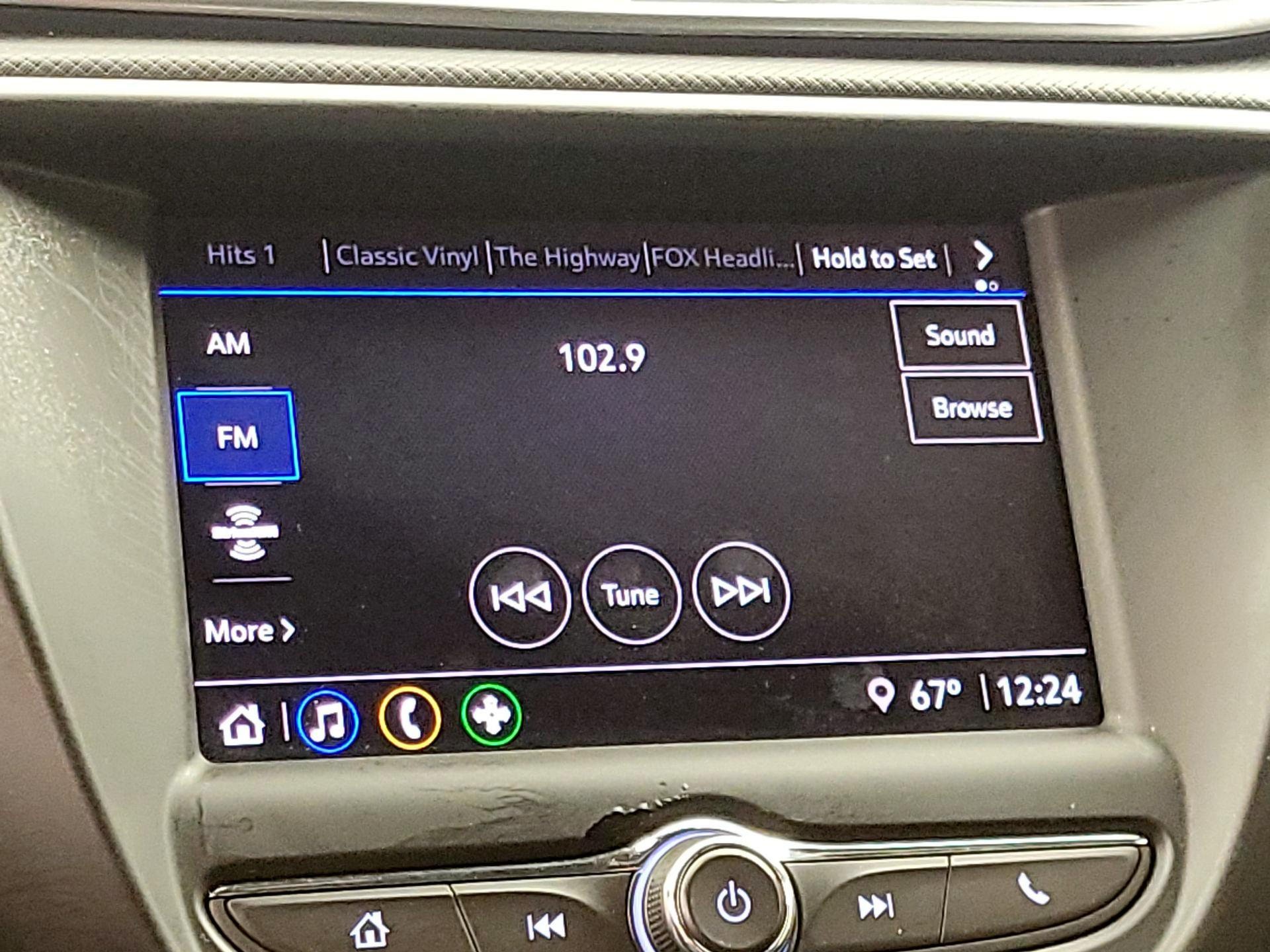 Thumbnail: 2023 Chevrolet TrailBlazer - 15