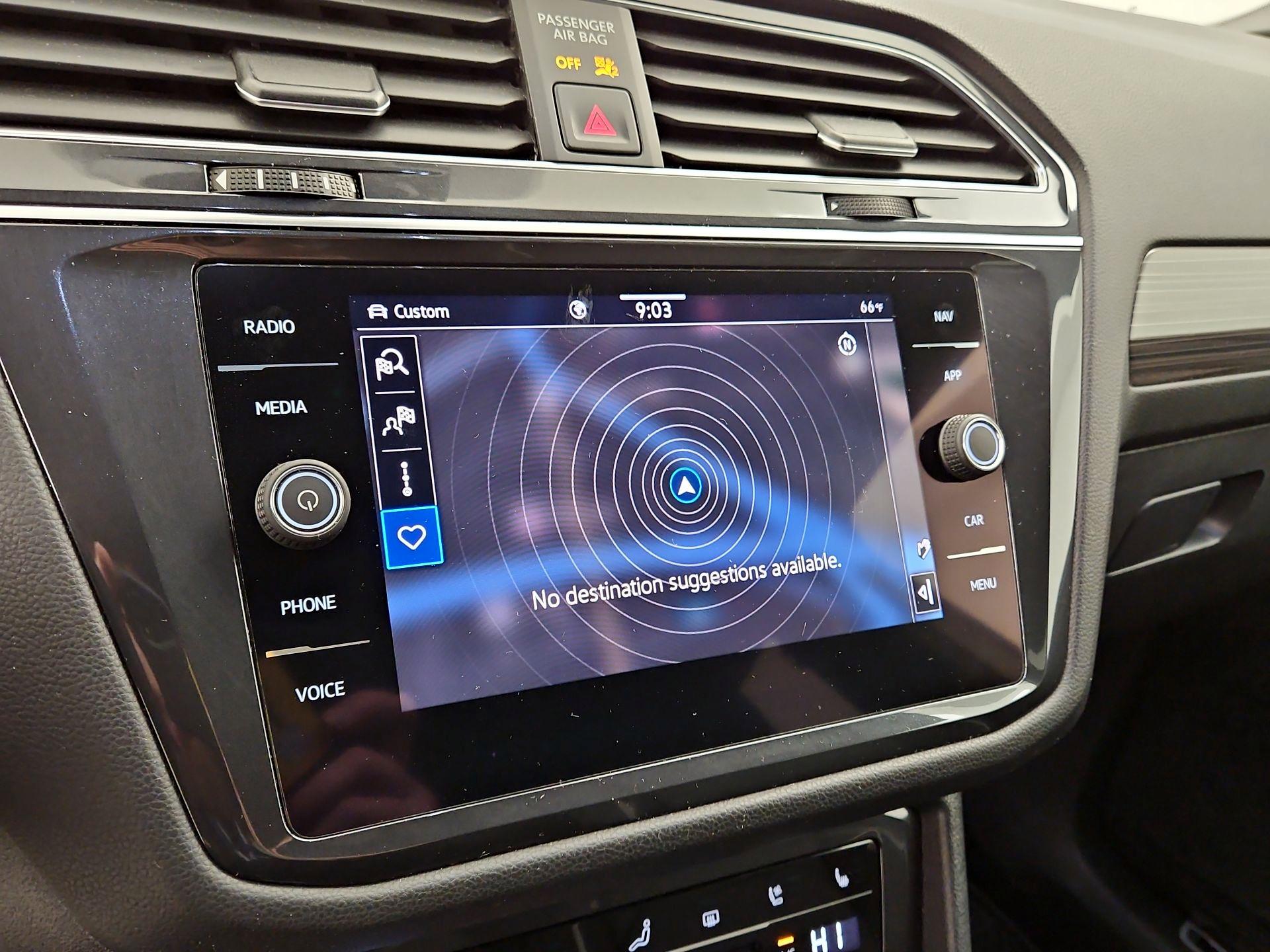 Thumbnail: 2022 Volkswagen Tiguan - 14