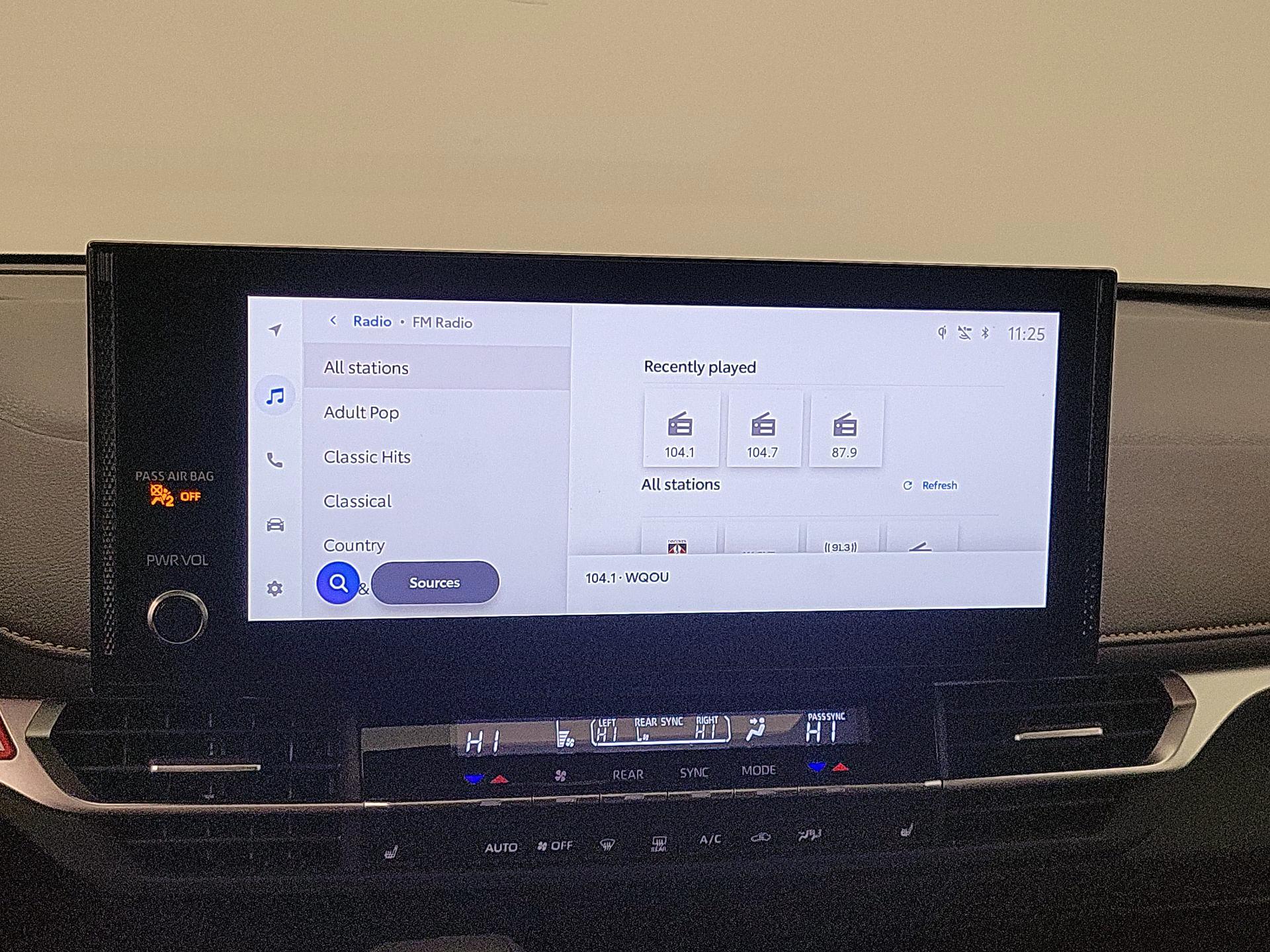 Thumbnail: 2025 Toyota Sienna - 15