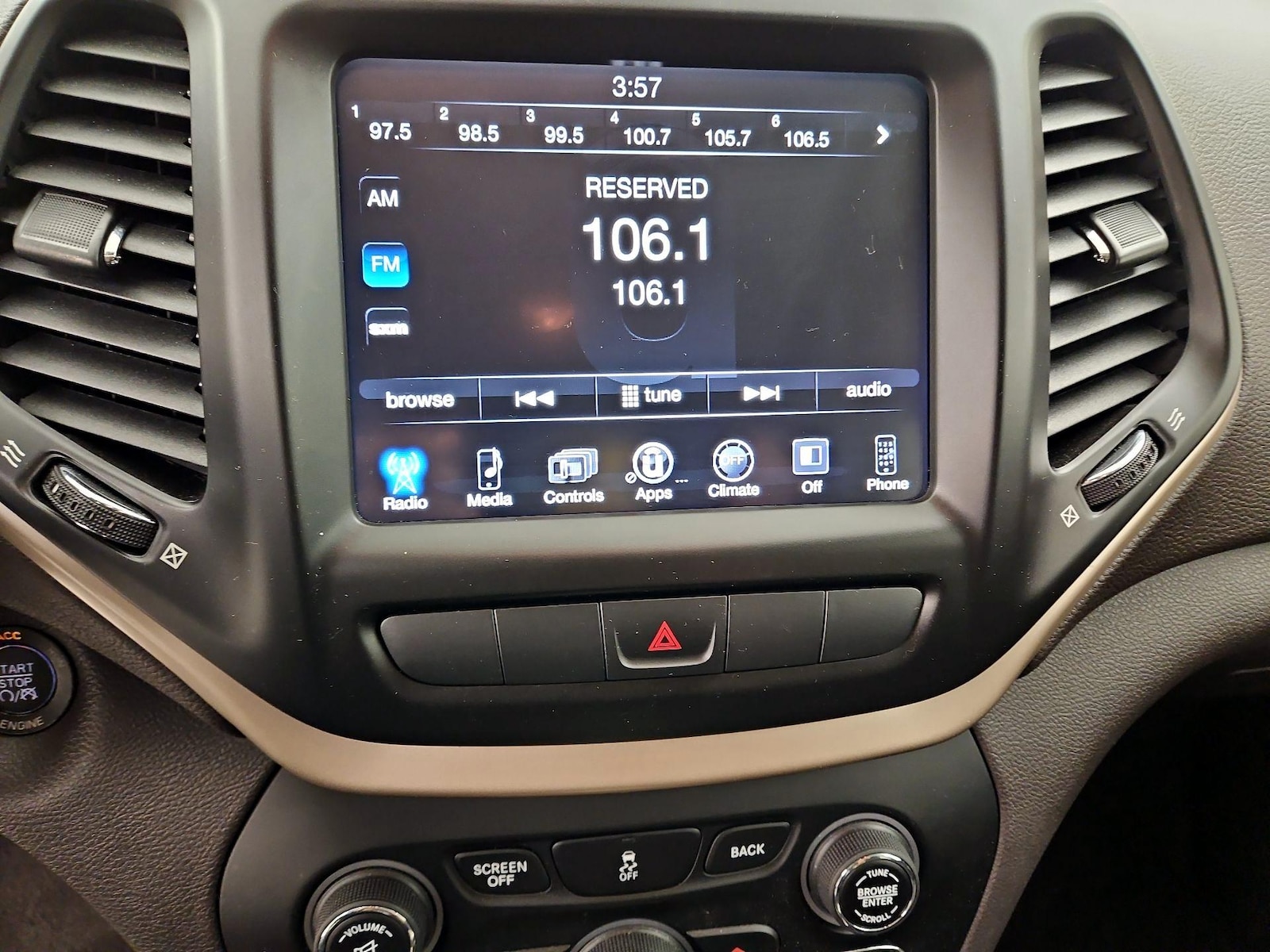 2014 Jeep Cherokee Latitude - Photo 16