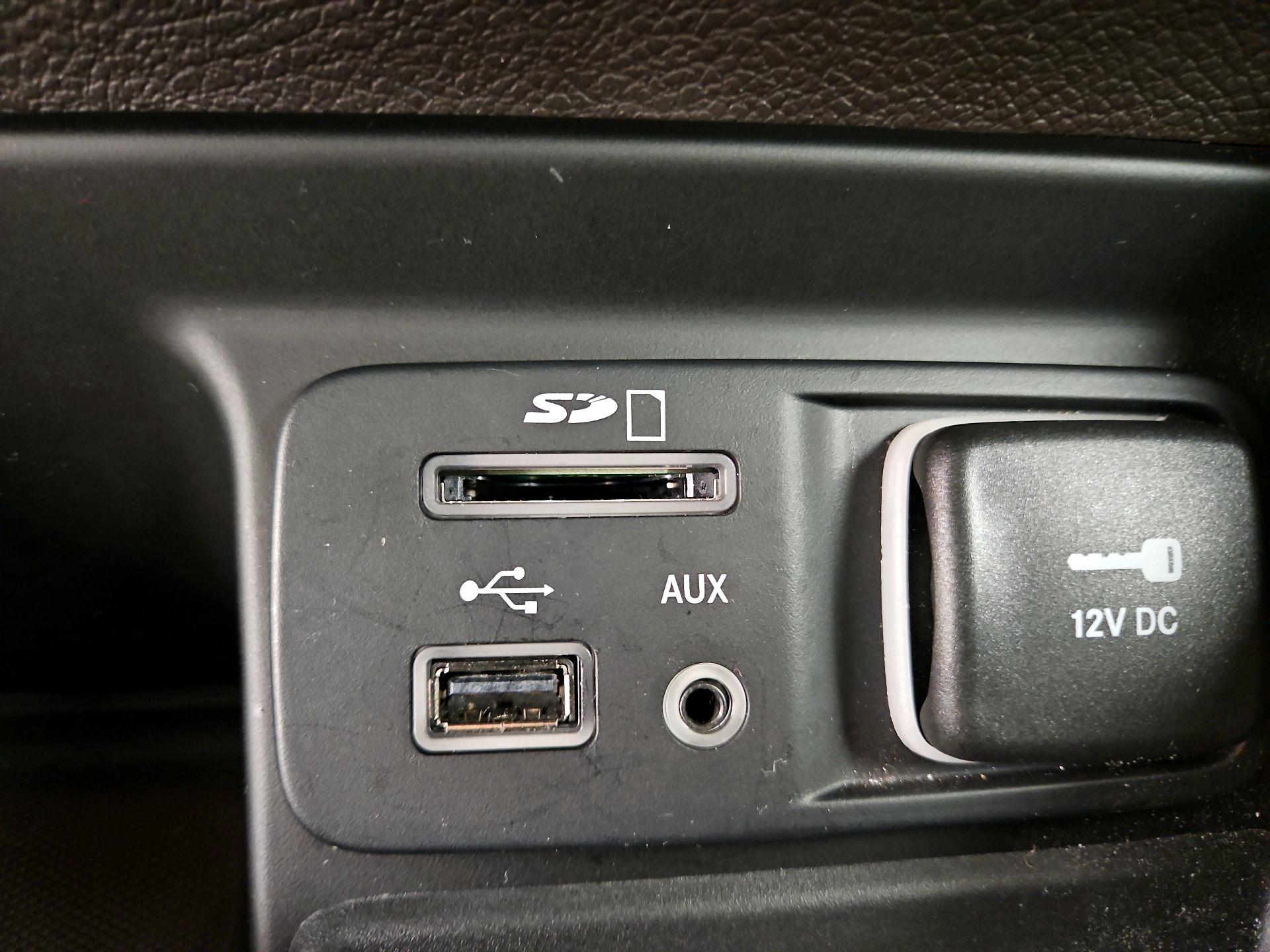 Thumbnail: 2014 Jeep Cherokee - 18