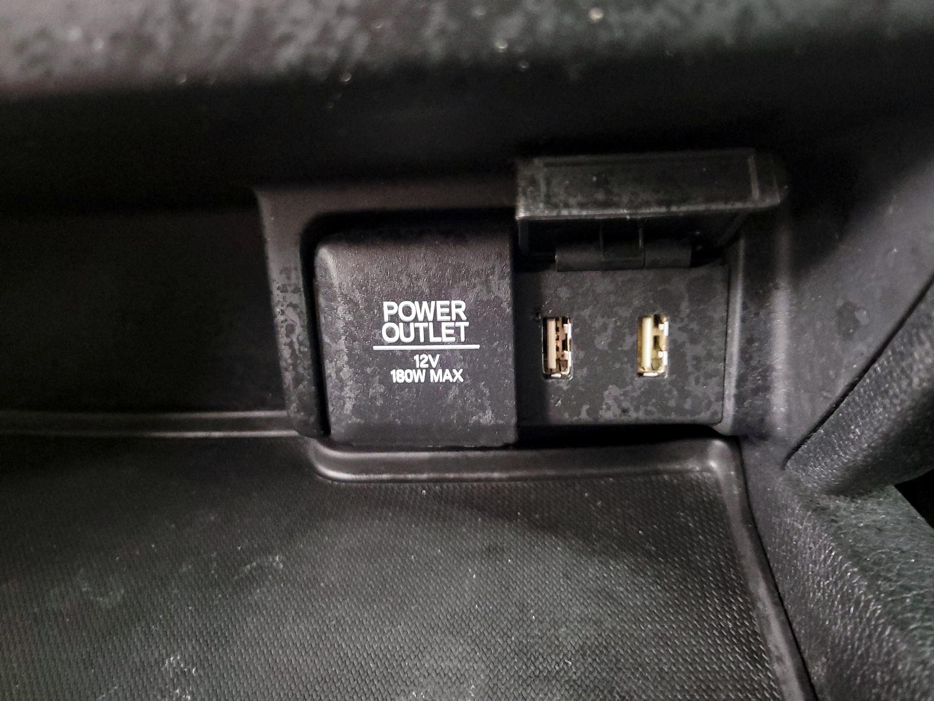 Thumbnail: 2018 Honda Pilot - 19