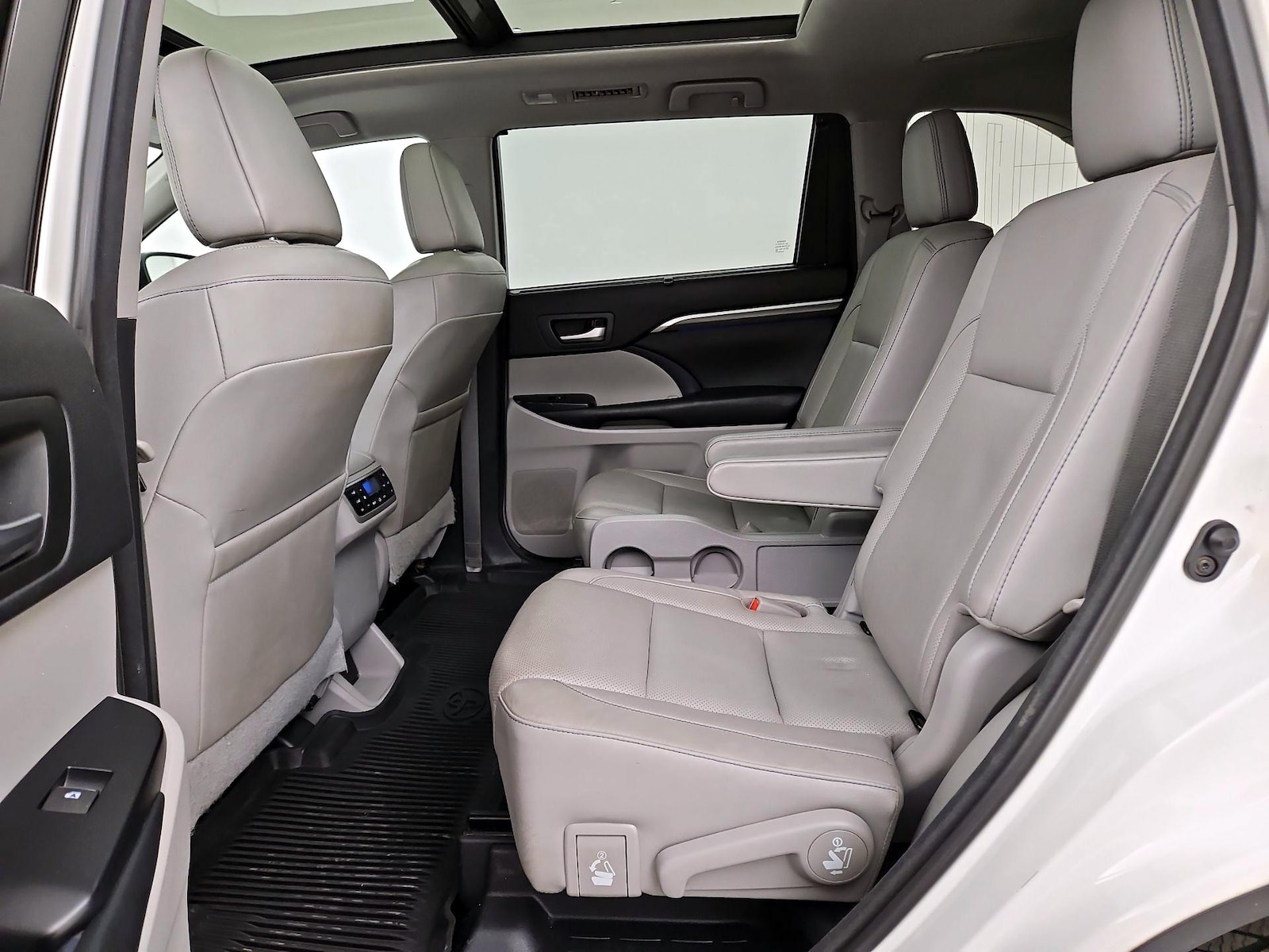 2018 Toyota Highlander Limited Platinum - Photo 22