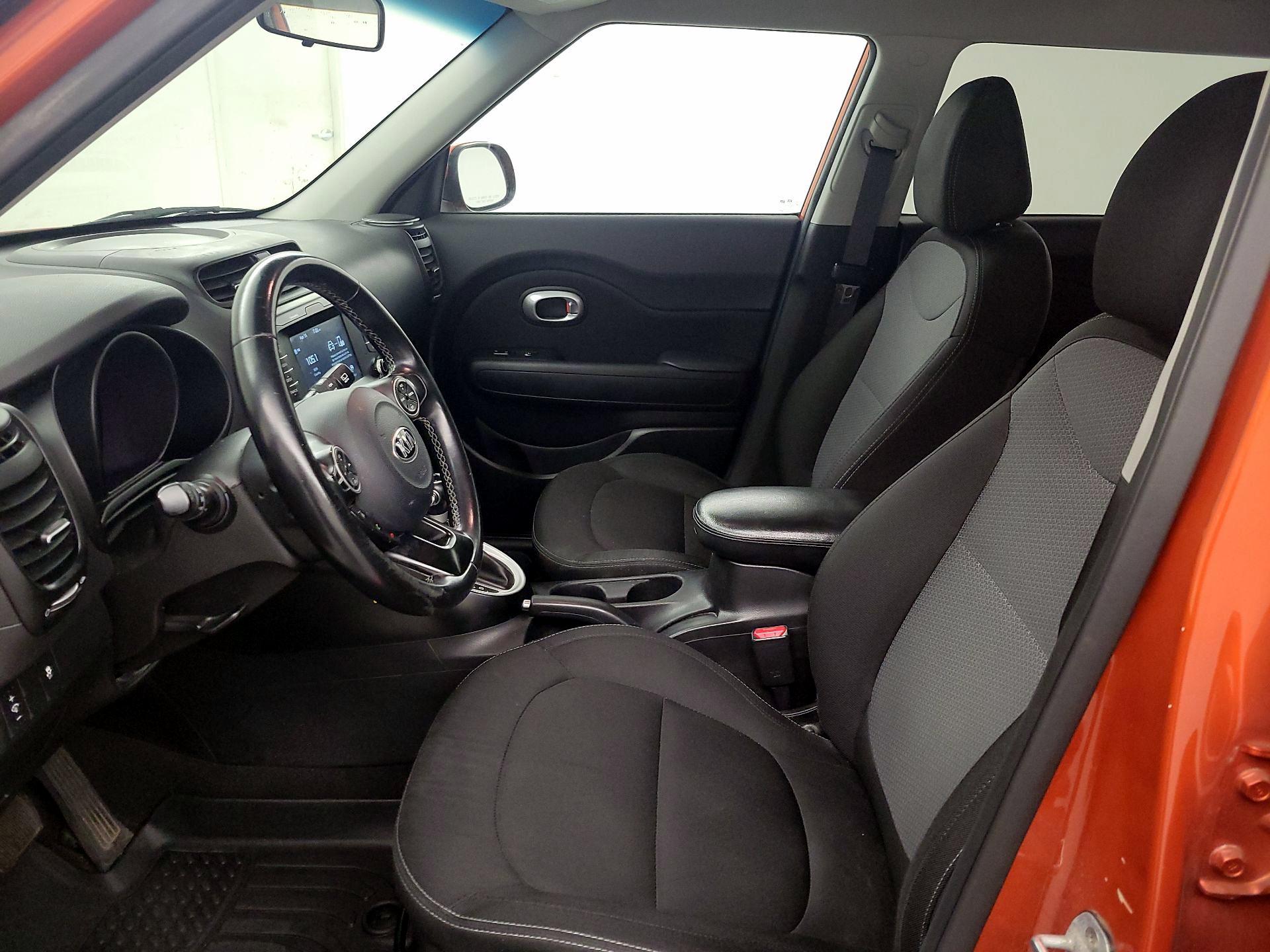 Thumbnail: 2018 Kia Soul - 11