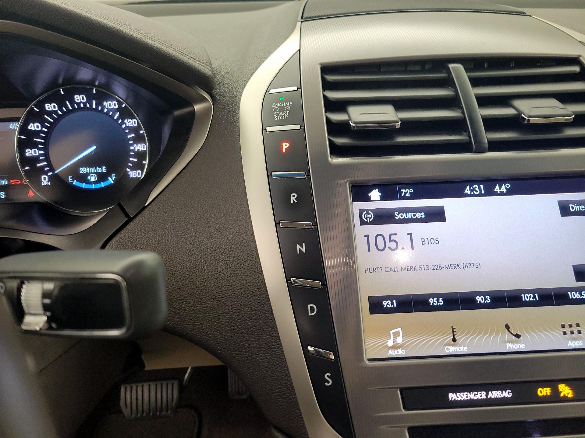 Thumbnail: 2017 Lincoln MKZ - 17