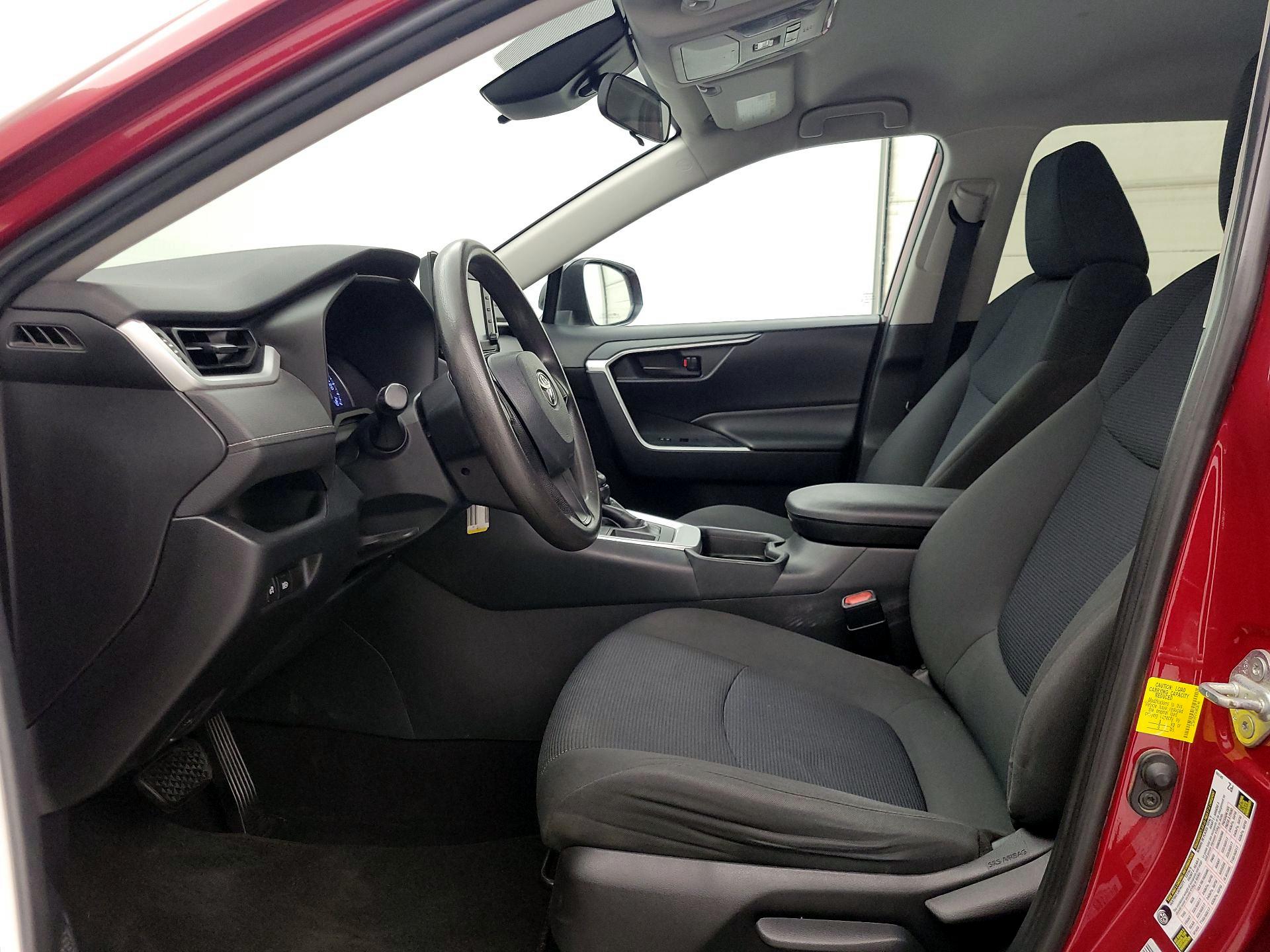 Thumbnail: 2019 Toyota RAV4 - 11