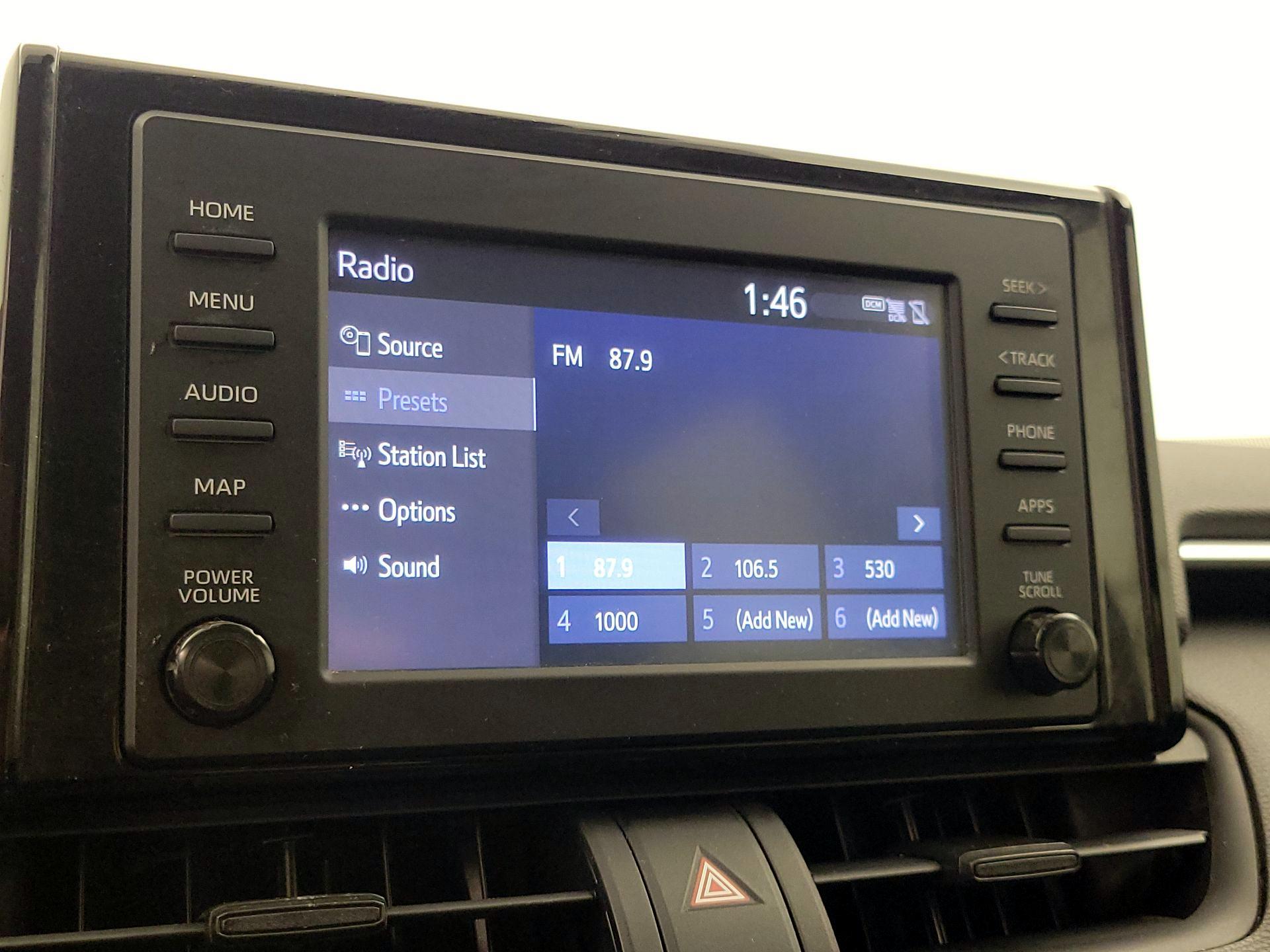 Thumbnail: 2019 Toyota RAV4 - 15