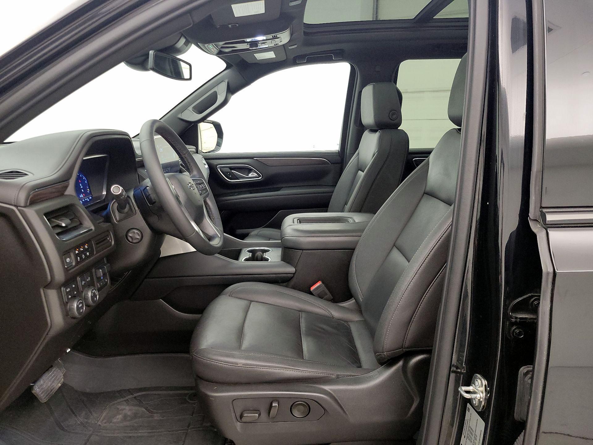 Thumbnail: 2023 Chevrolet Tahoe - 11