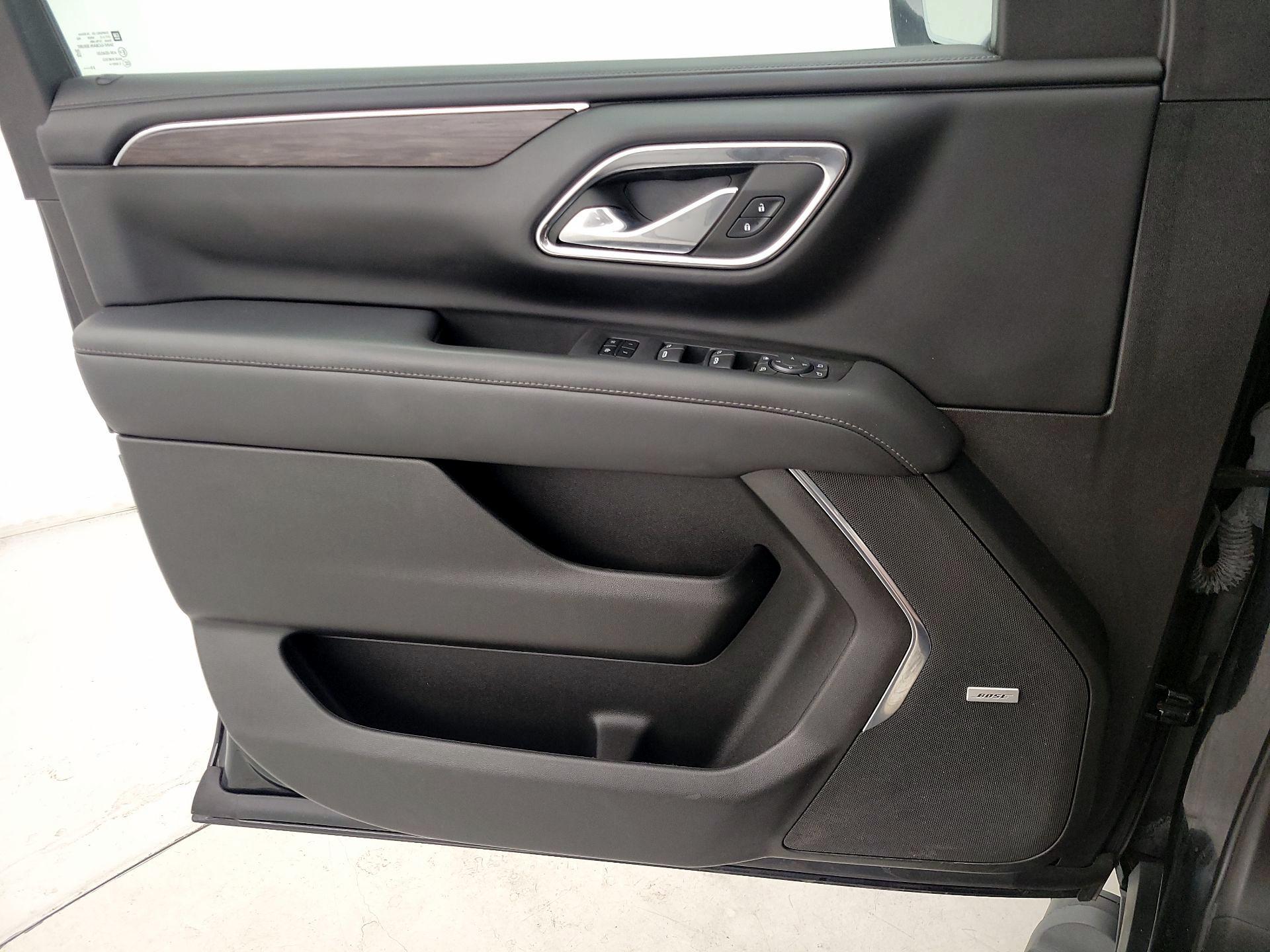 Thumbnail: 2023 Chevrolet Tahoe - 12