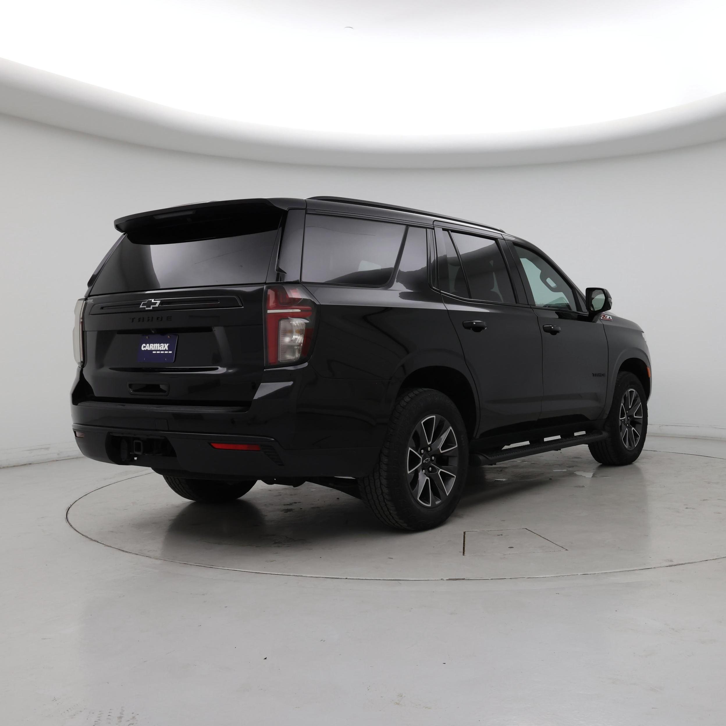 Thumbnail: 2023 Chevrolet Tahoe - 8