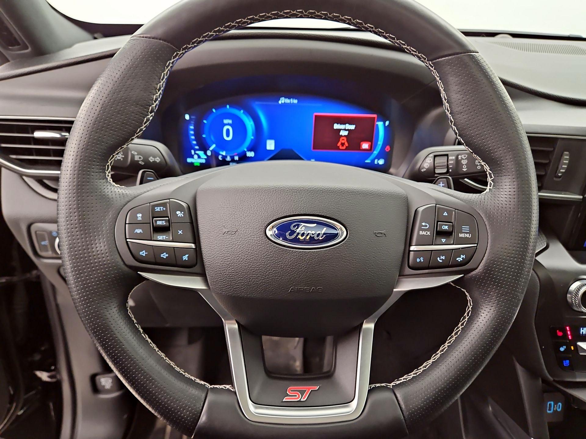 Thumbnail: 2020 Ford Explorer - 10