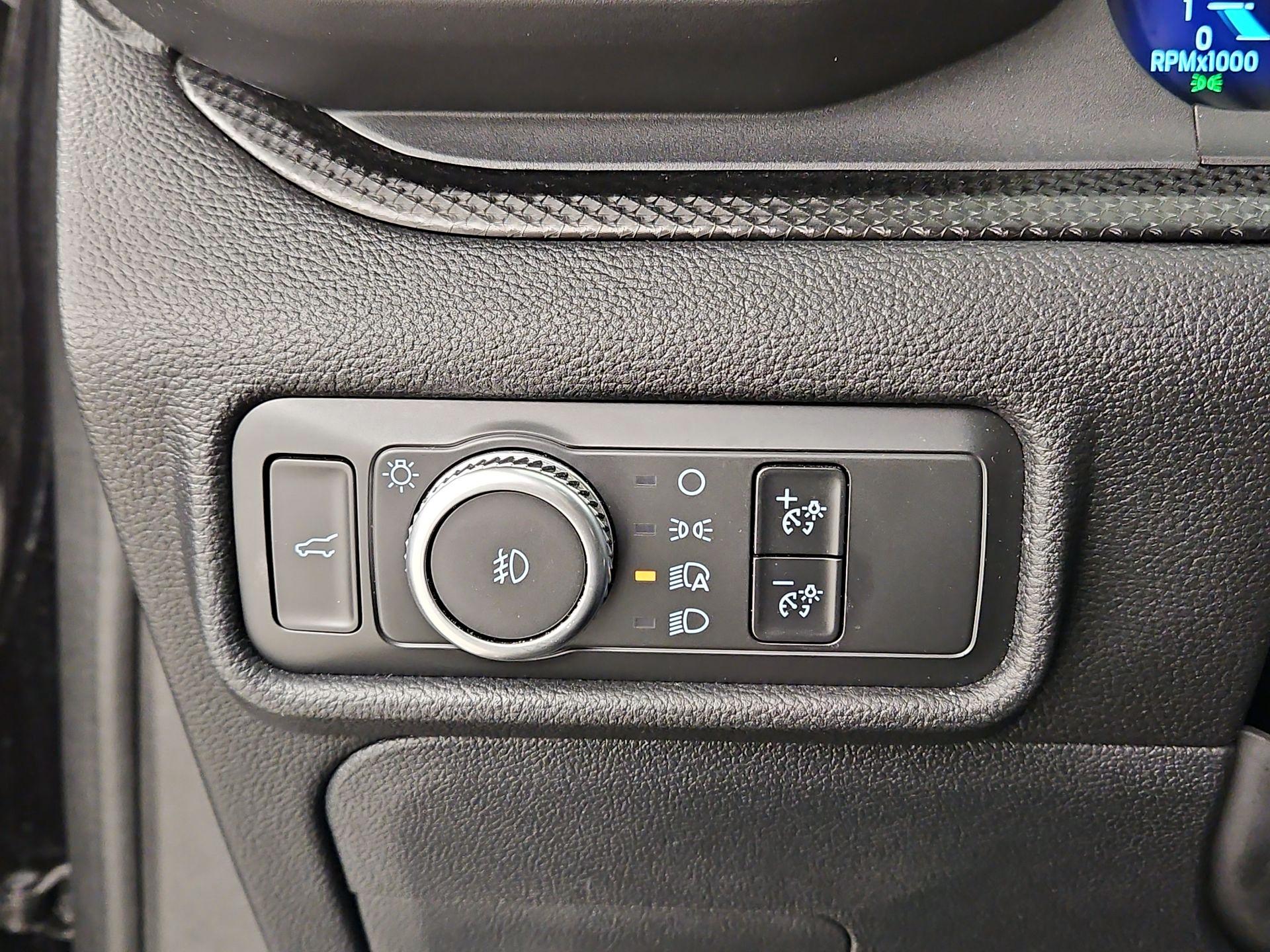 Thumbnail: 2020 Ford Explorer - 13