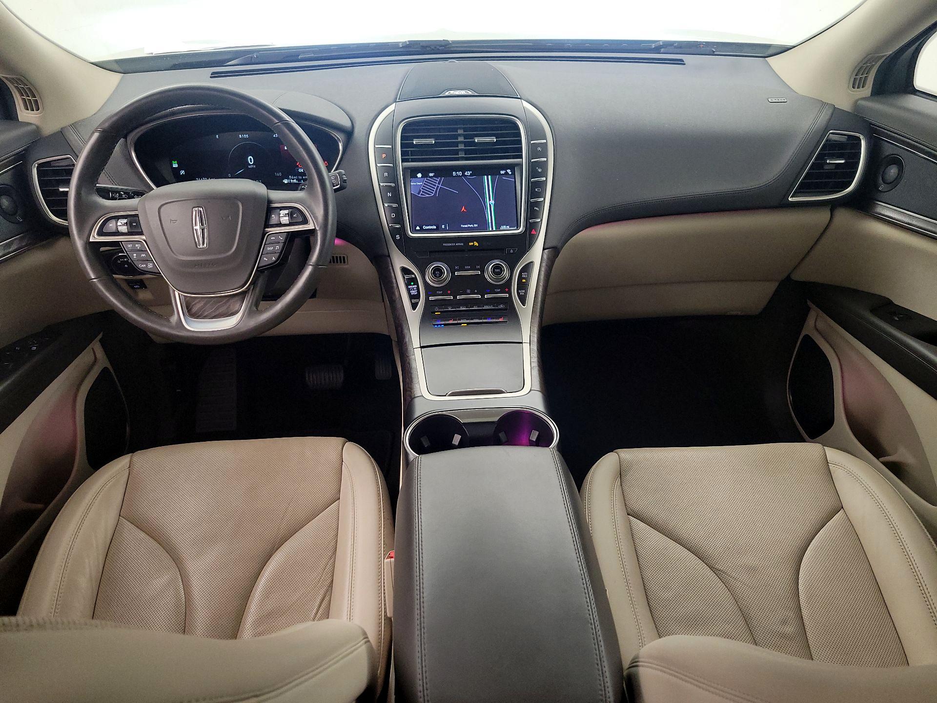 Thumbnail: 2019 Lincoln Nautilus - 9