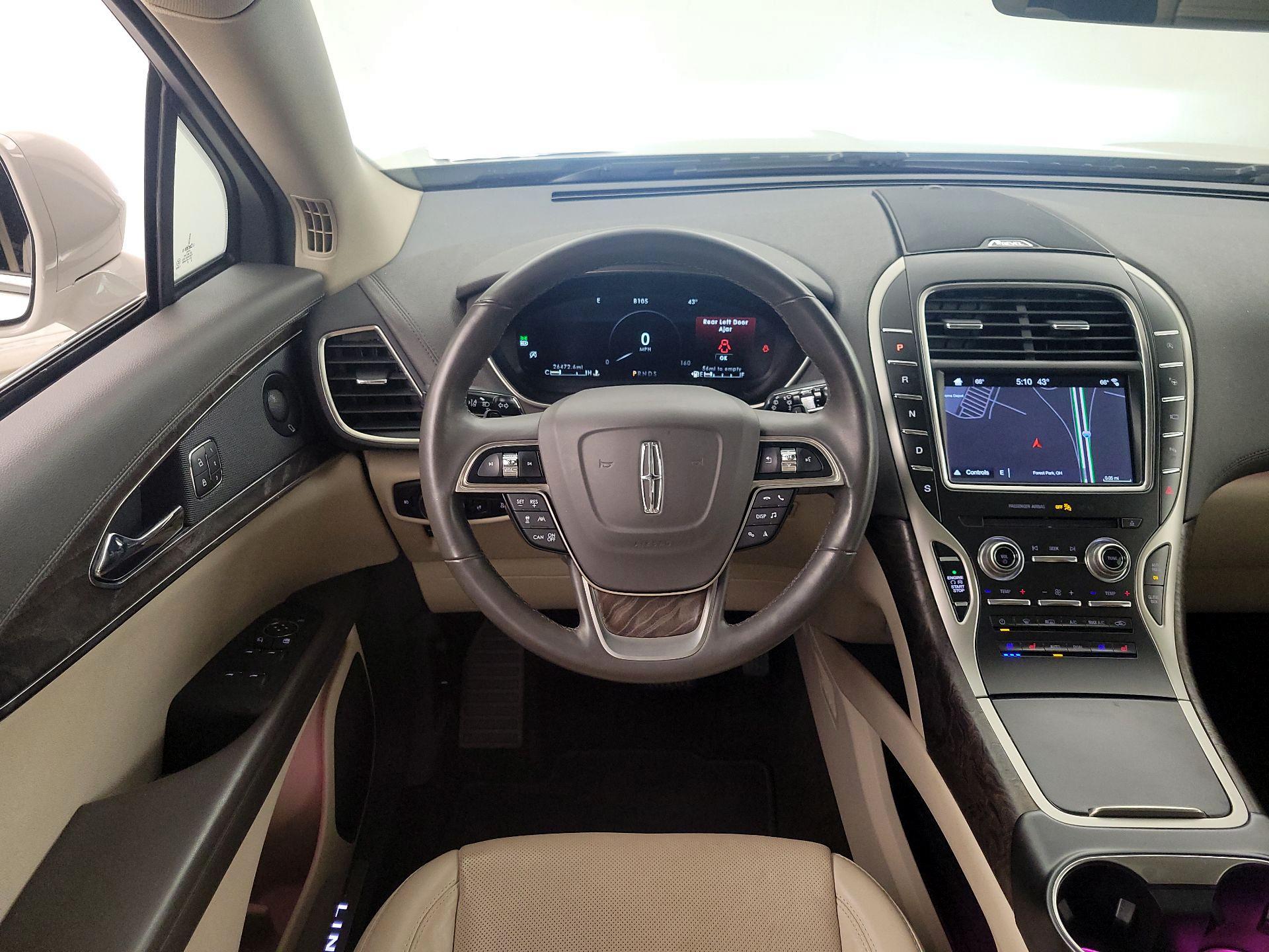 Thumbnail: 2019 Lincoln Nautilus - 10