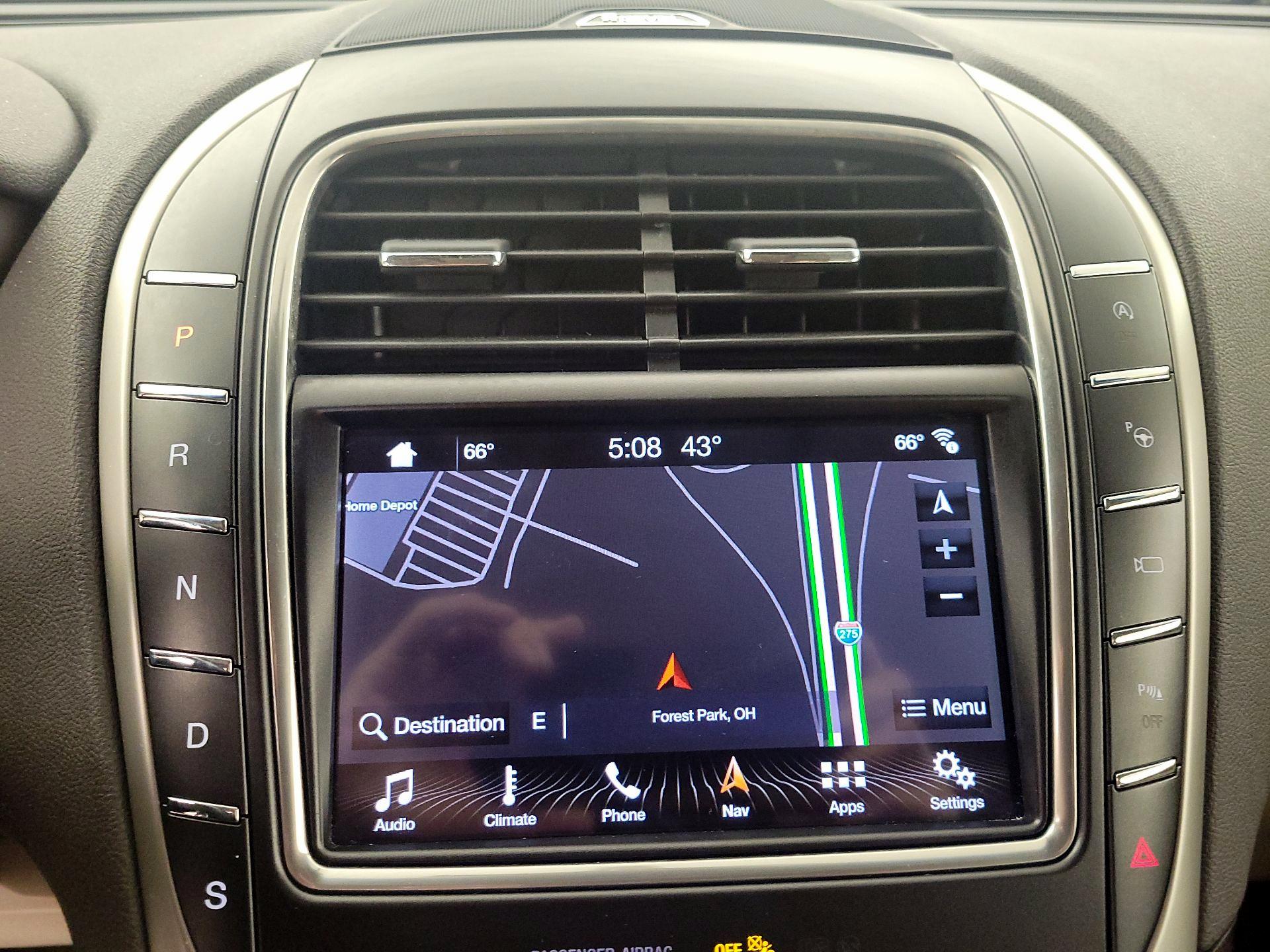 Thumbnail: 2019 Lincoln Nautilus - 14