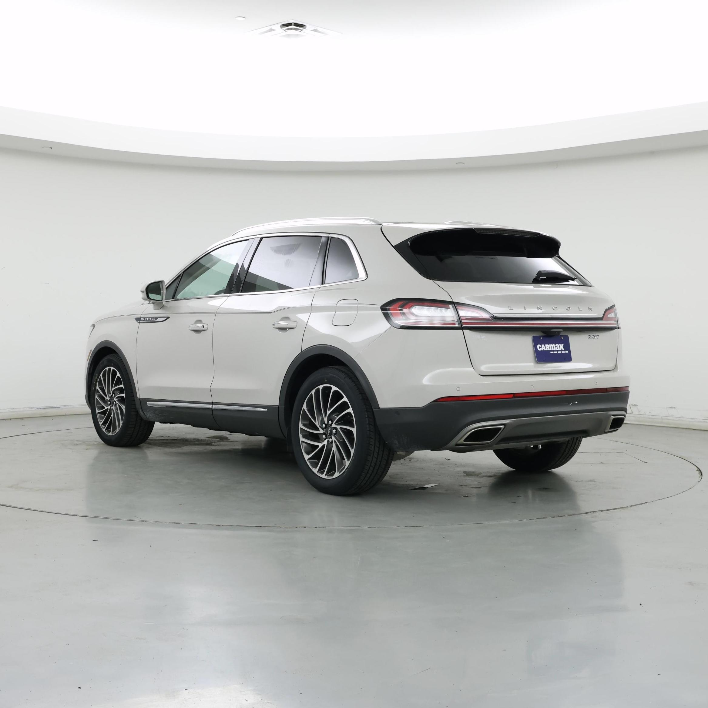 Thumbnail: 2019 Lincoln Nautilus - 2