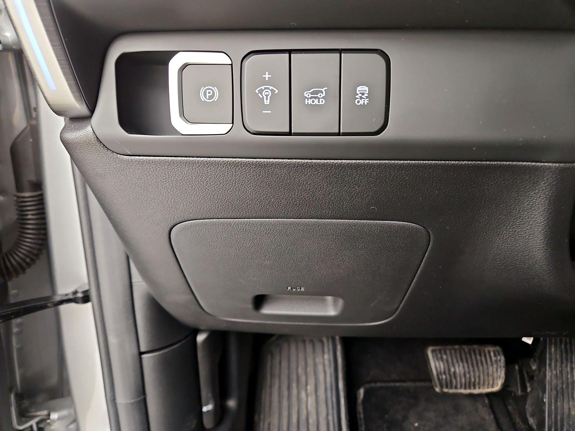 Thumbnail: 2024 Hyundai Santa Fe - 13