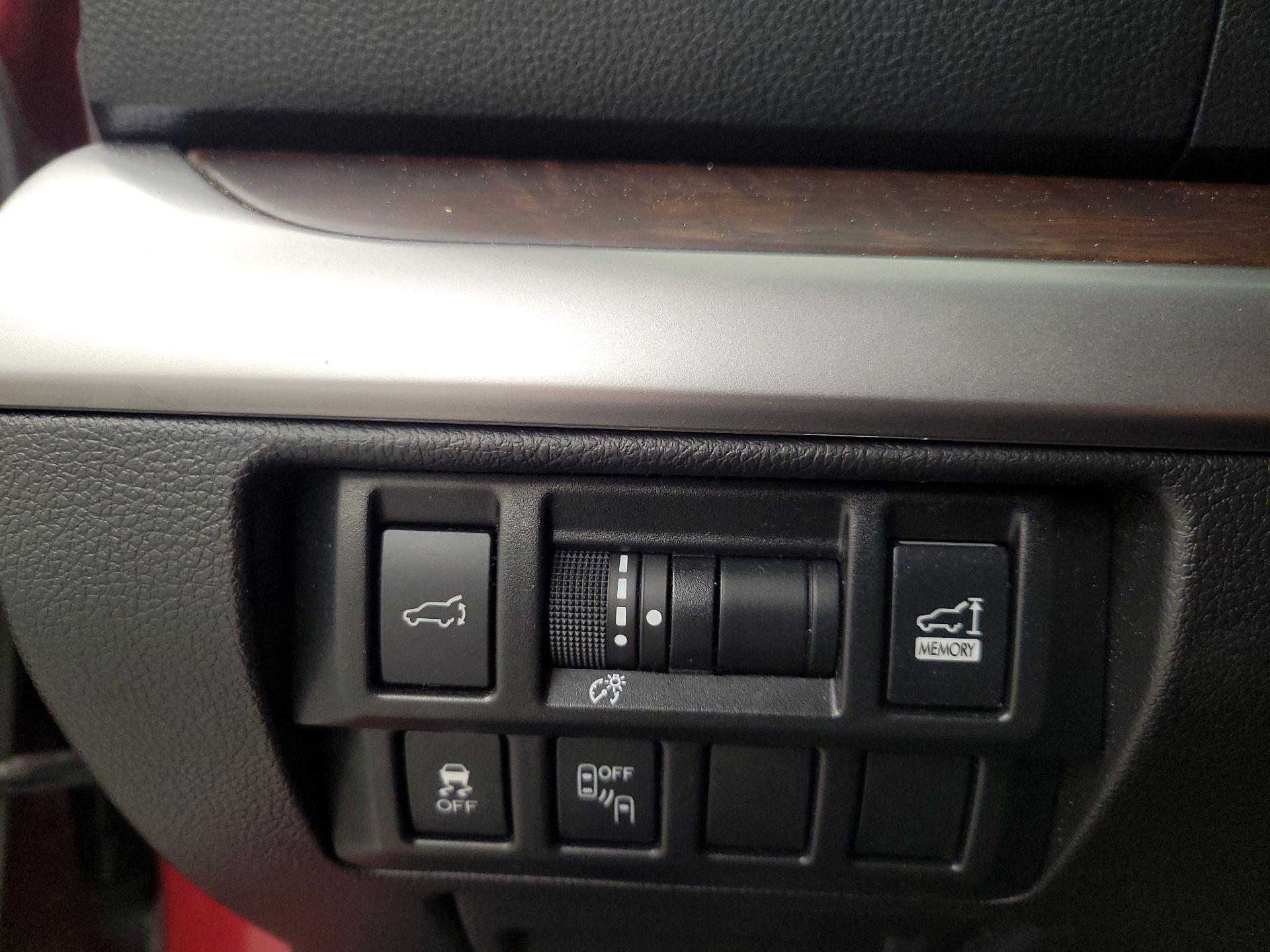 Thumbnail: 2018 Subaru Outback - 13