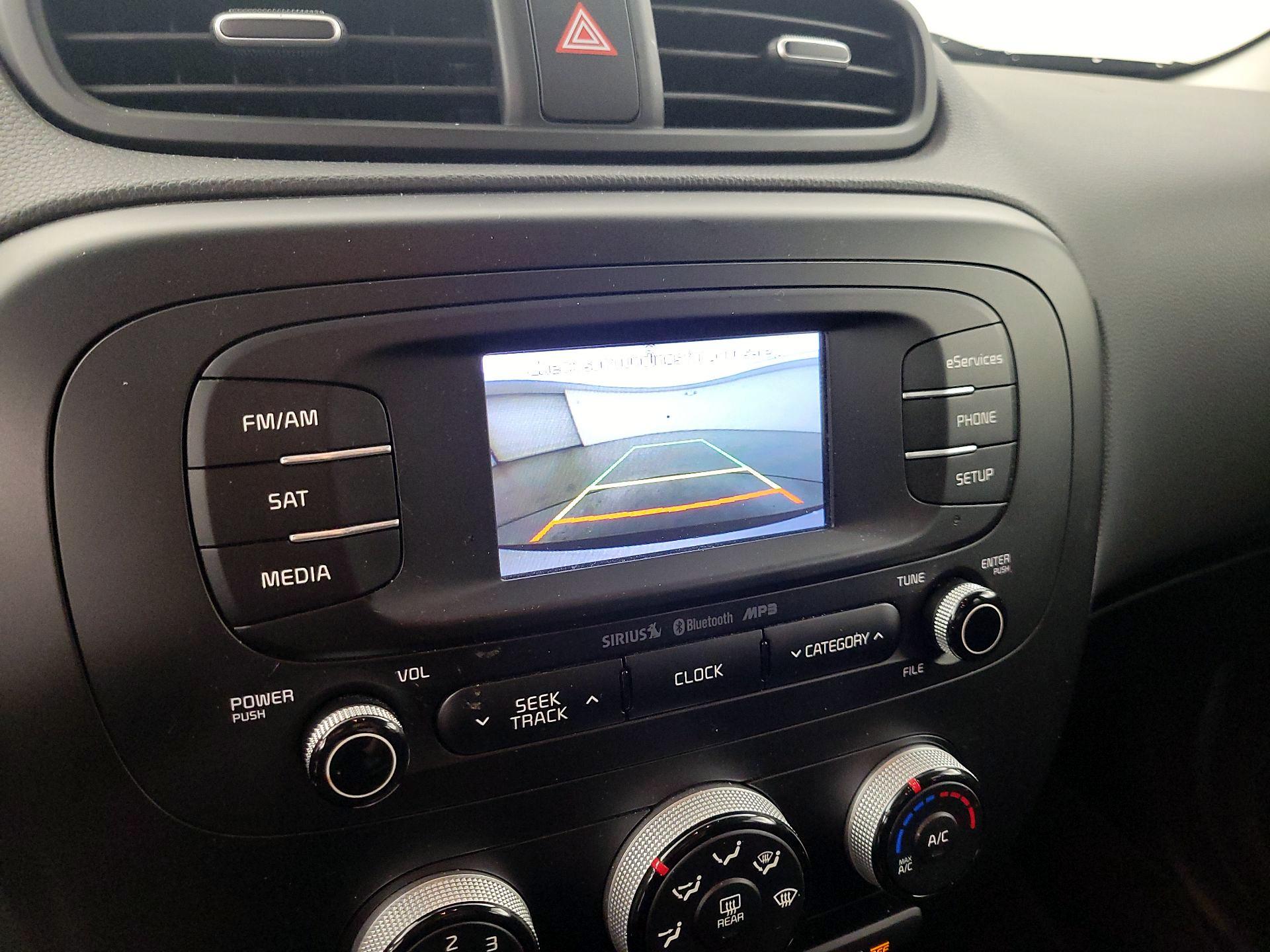 Thumbnail: 2015 Kia Soul - 14