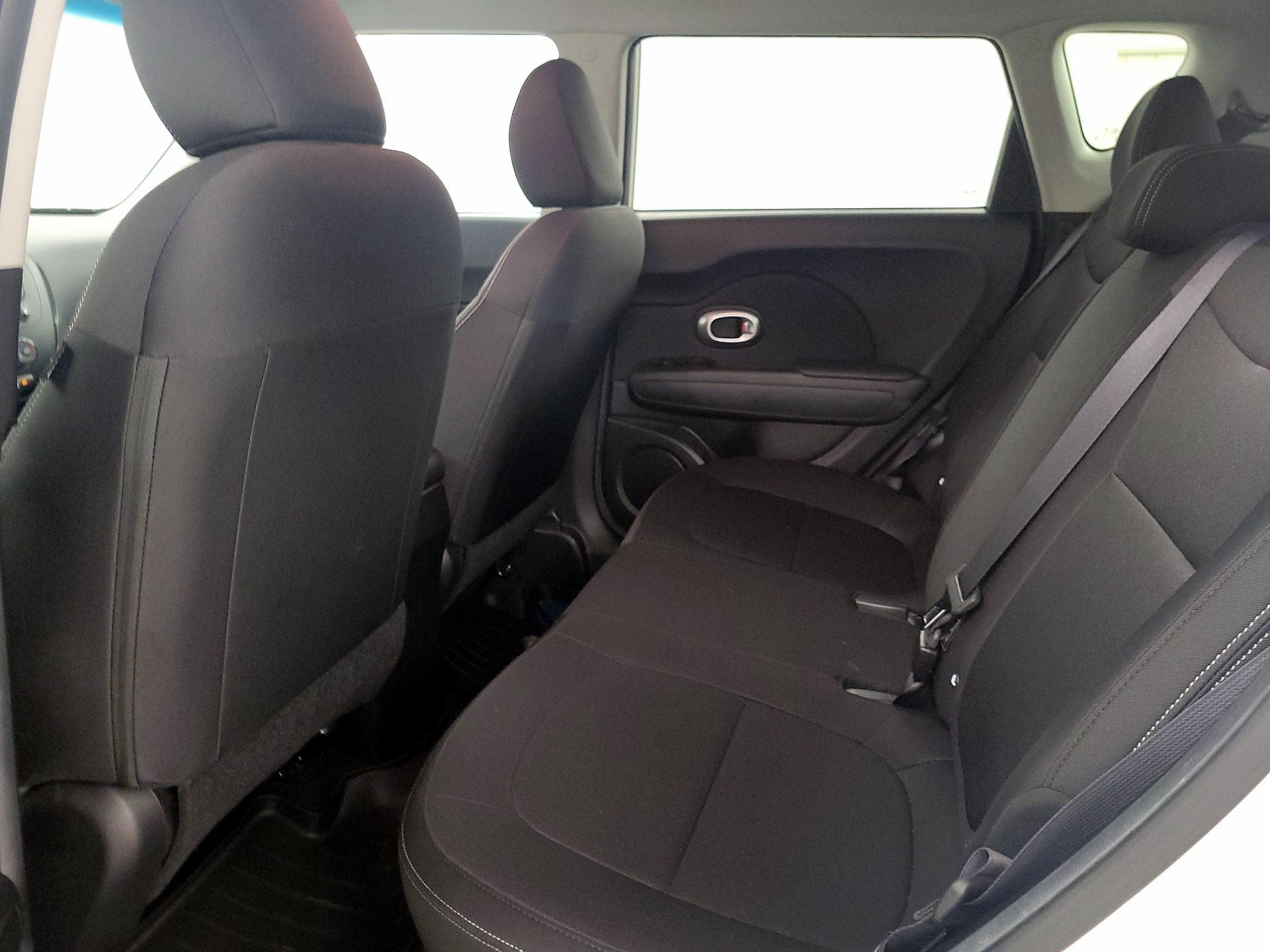 Thumbnail: 2015 Kia Soul - 19