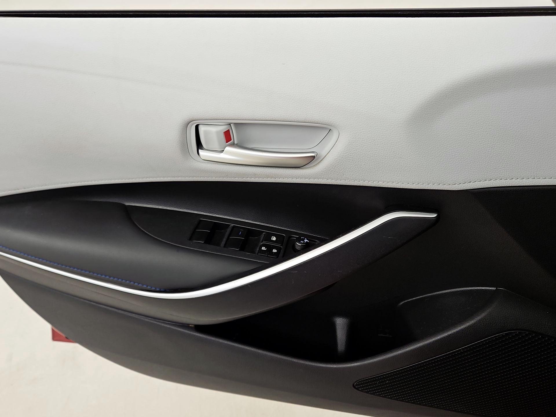 Thumbnail: 2020 Toyota Corolla - 12