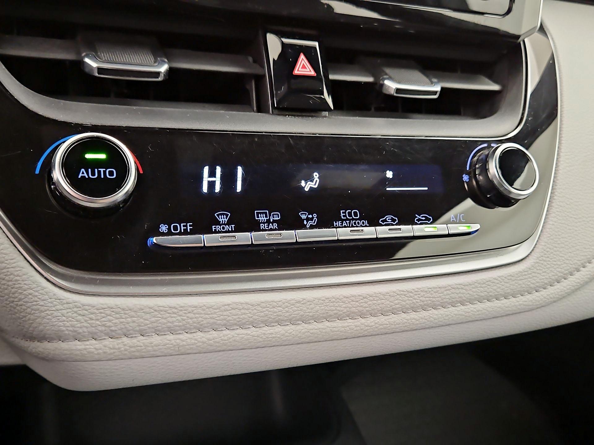 Thumbnail: 2020 Toyota Corolla - 16