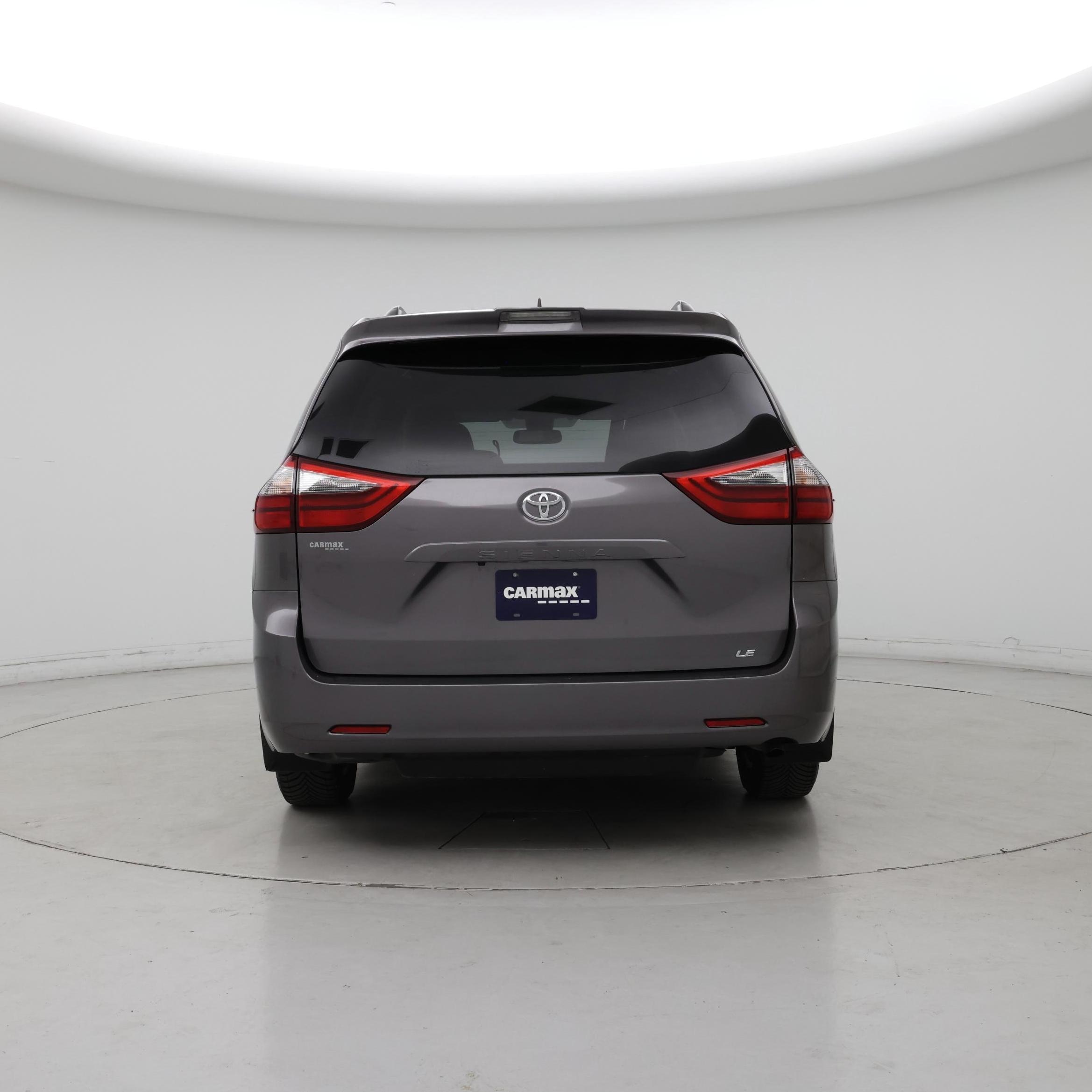 Thumbnail: 2020 Toyota Sienna - 6