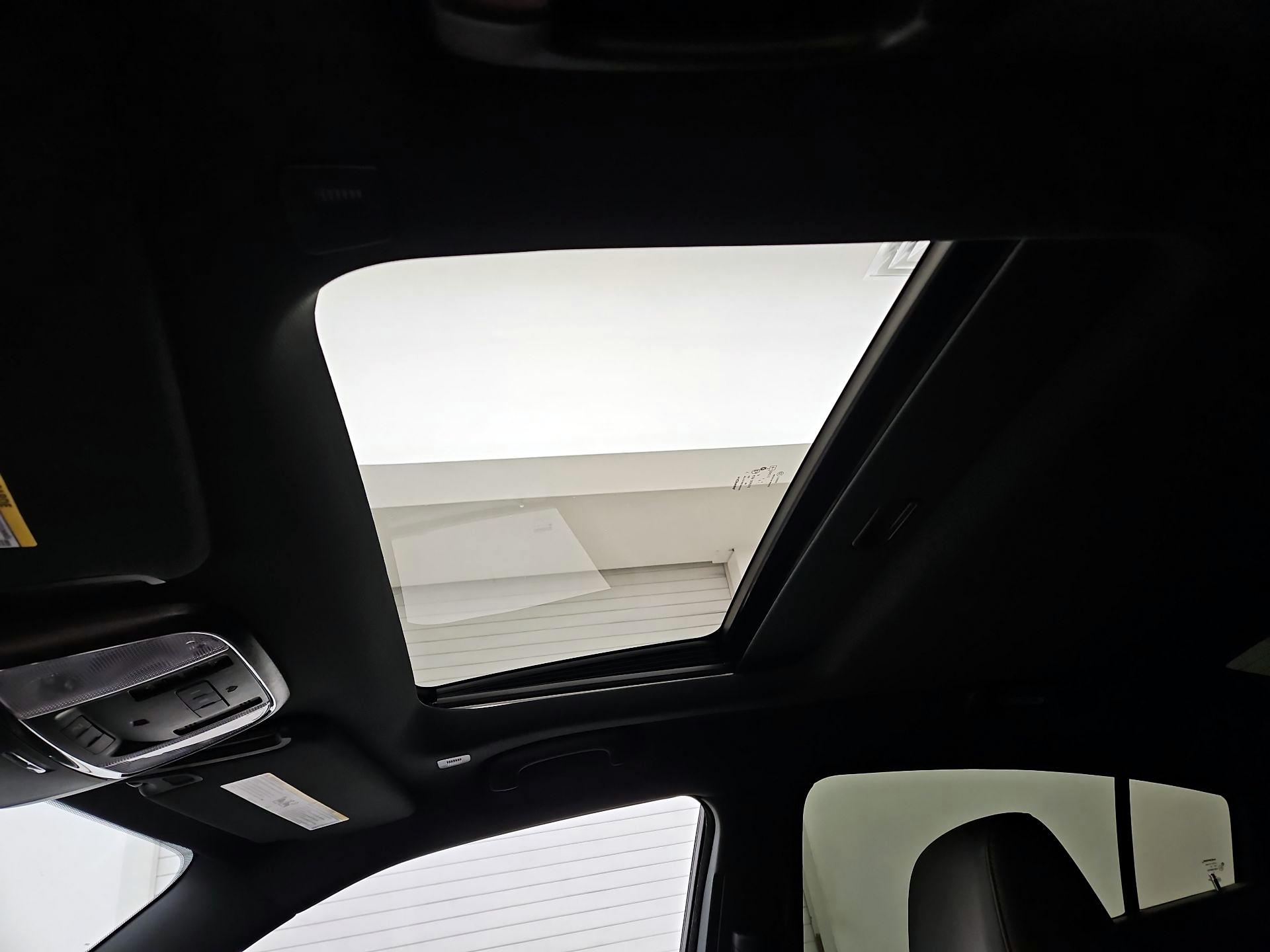 Thumbnail: 2021 Dodge Charger - 19