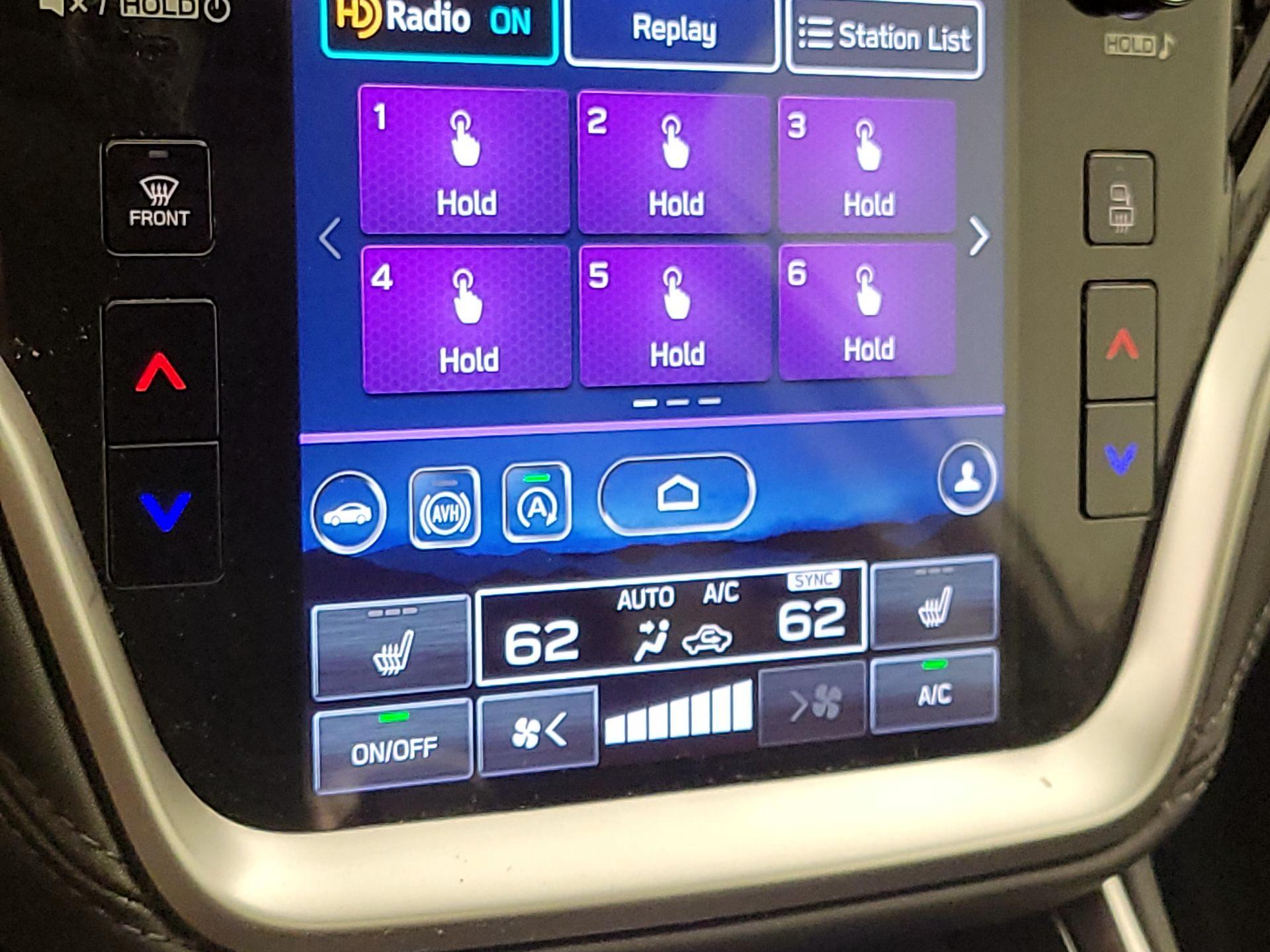 Thumbnail: 2022 Subaru Outback - 17