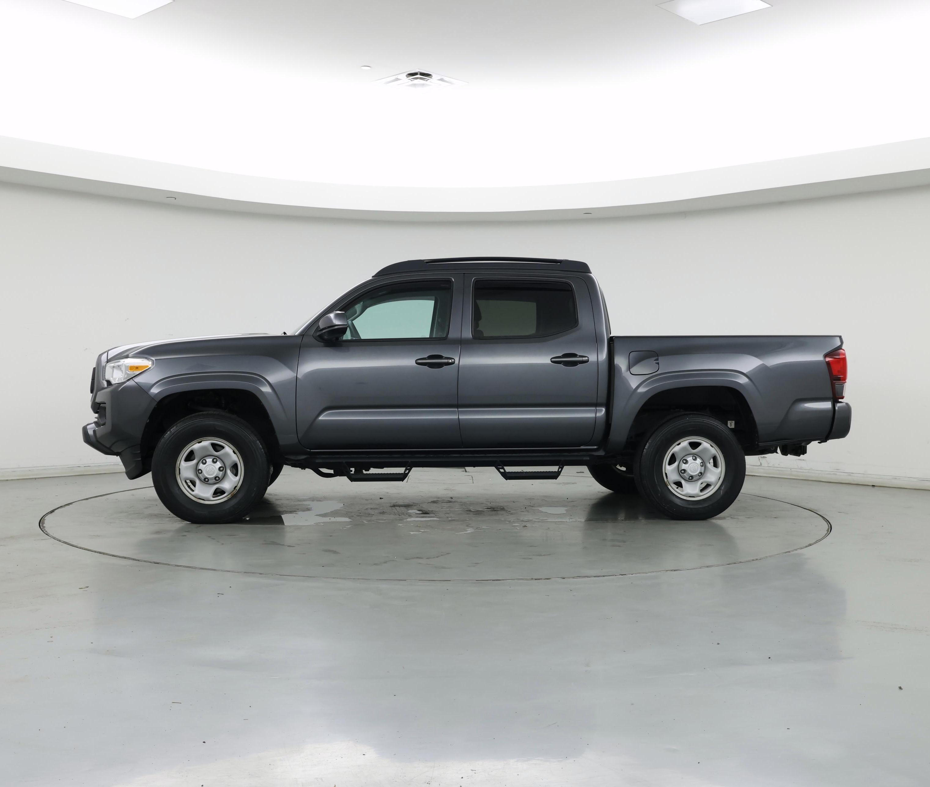 Thumbnail: 2022 Toyota Tacoma - 3