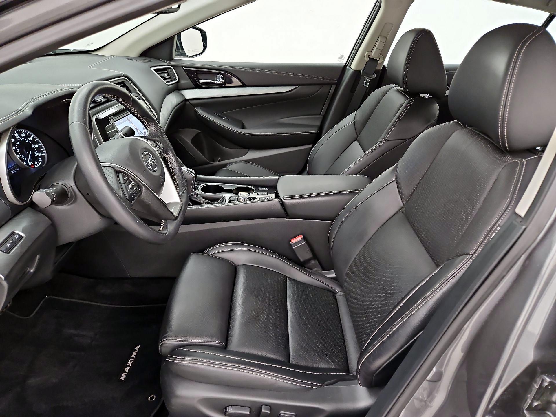 Thumbnail: 2016 Nissan Maxima - 11