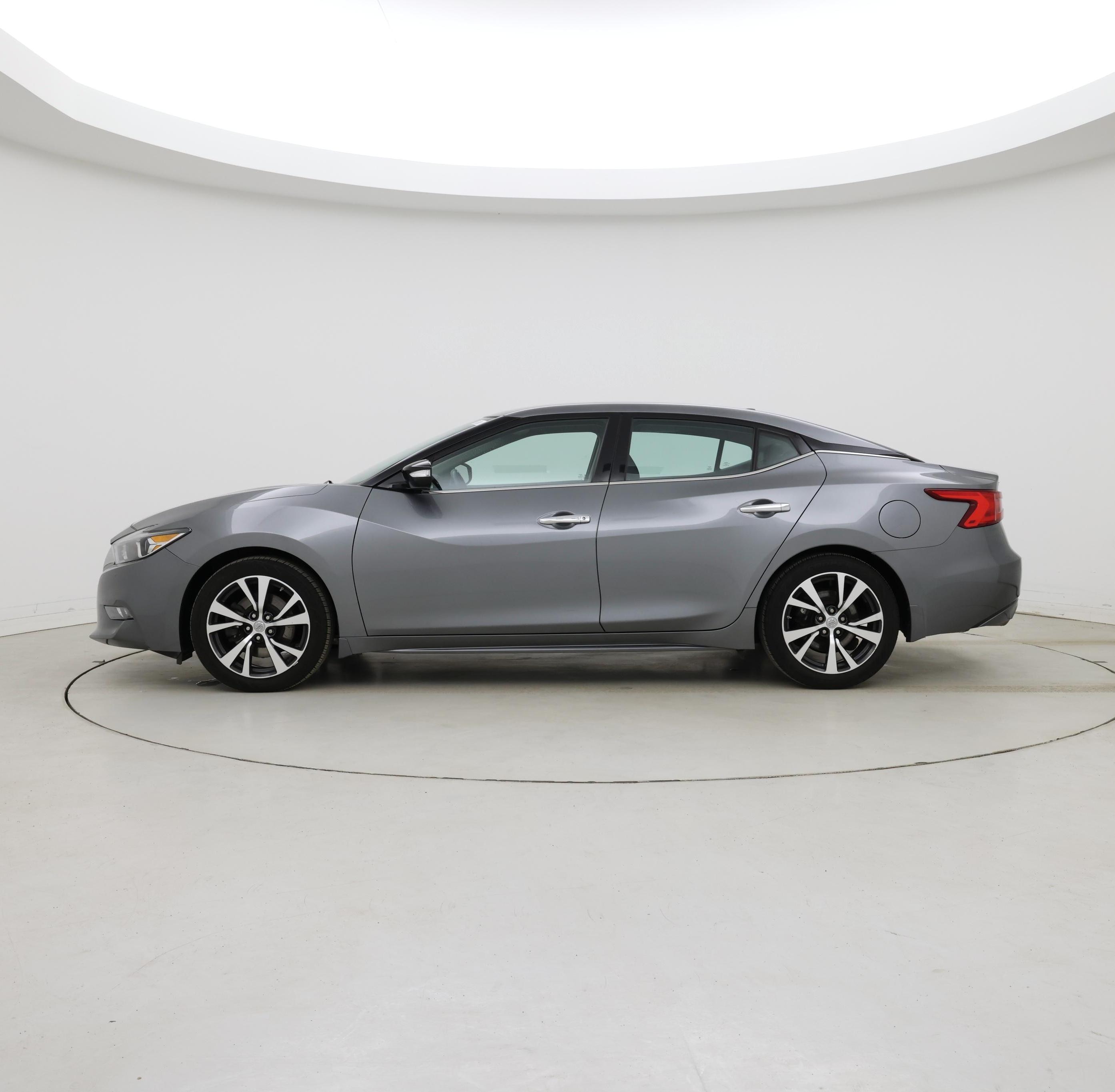 Thumbnail: 2016 Nissan Maxima - 3