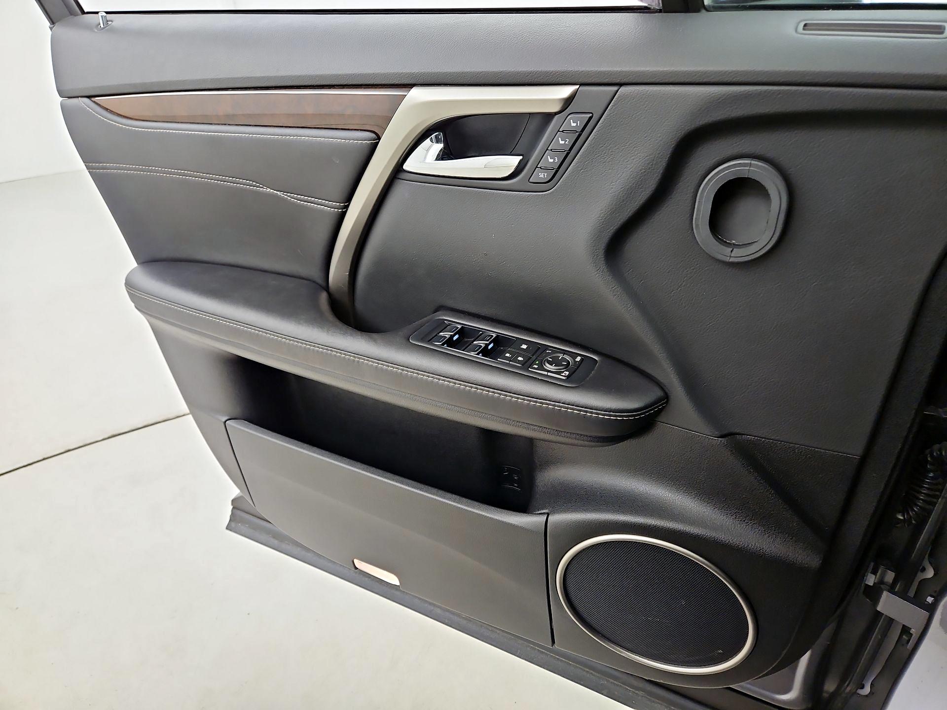 Thumbnail: 2016 Lexus RX - 12