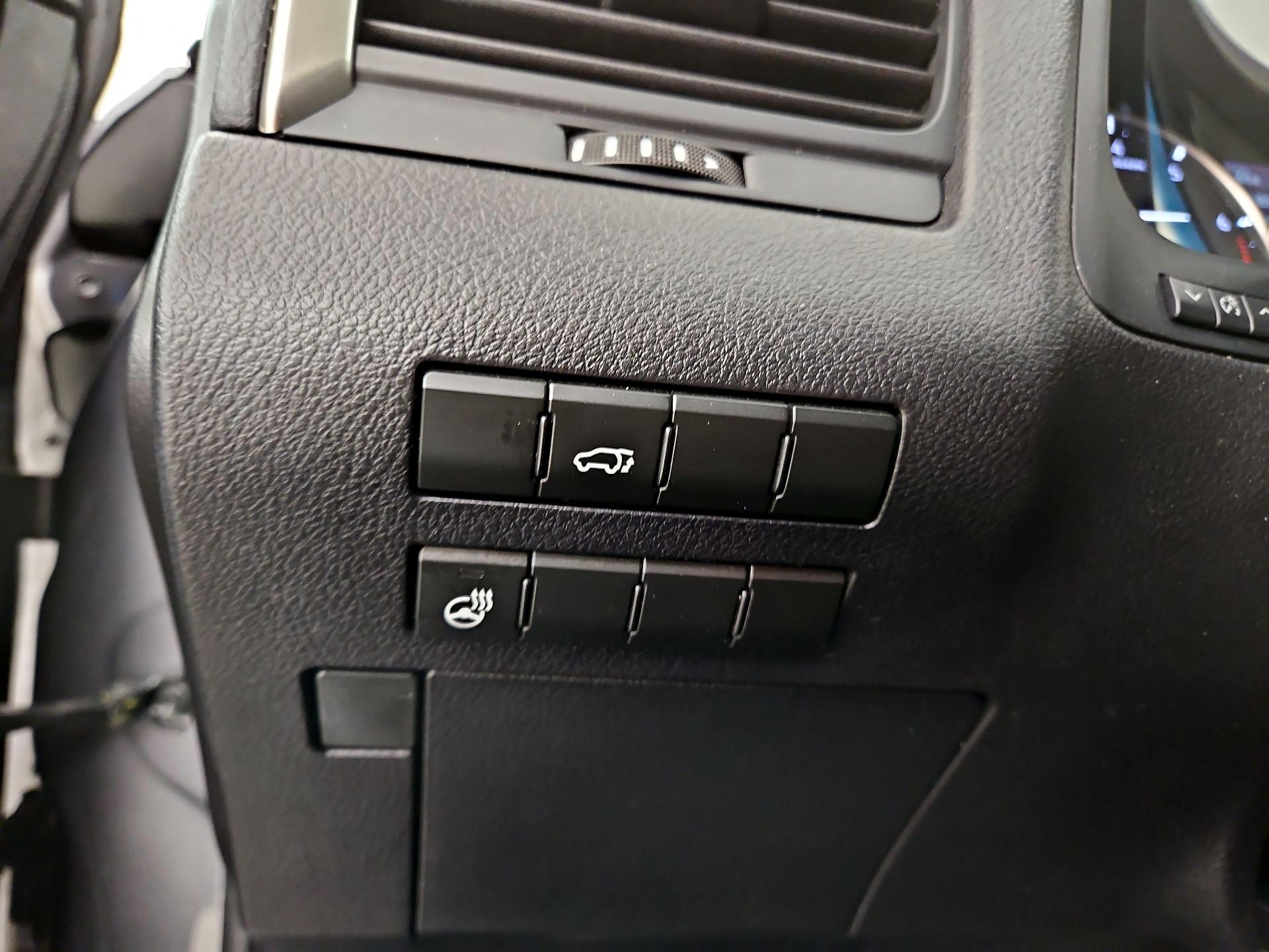 Thumbnail: 2016 Lexus RX - 13