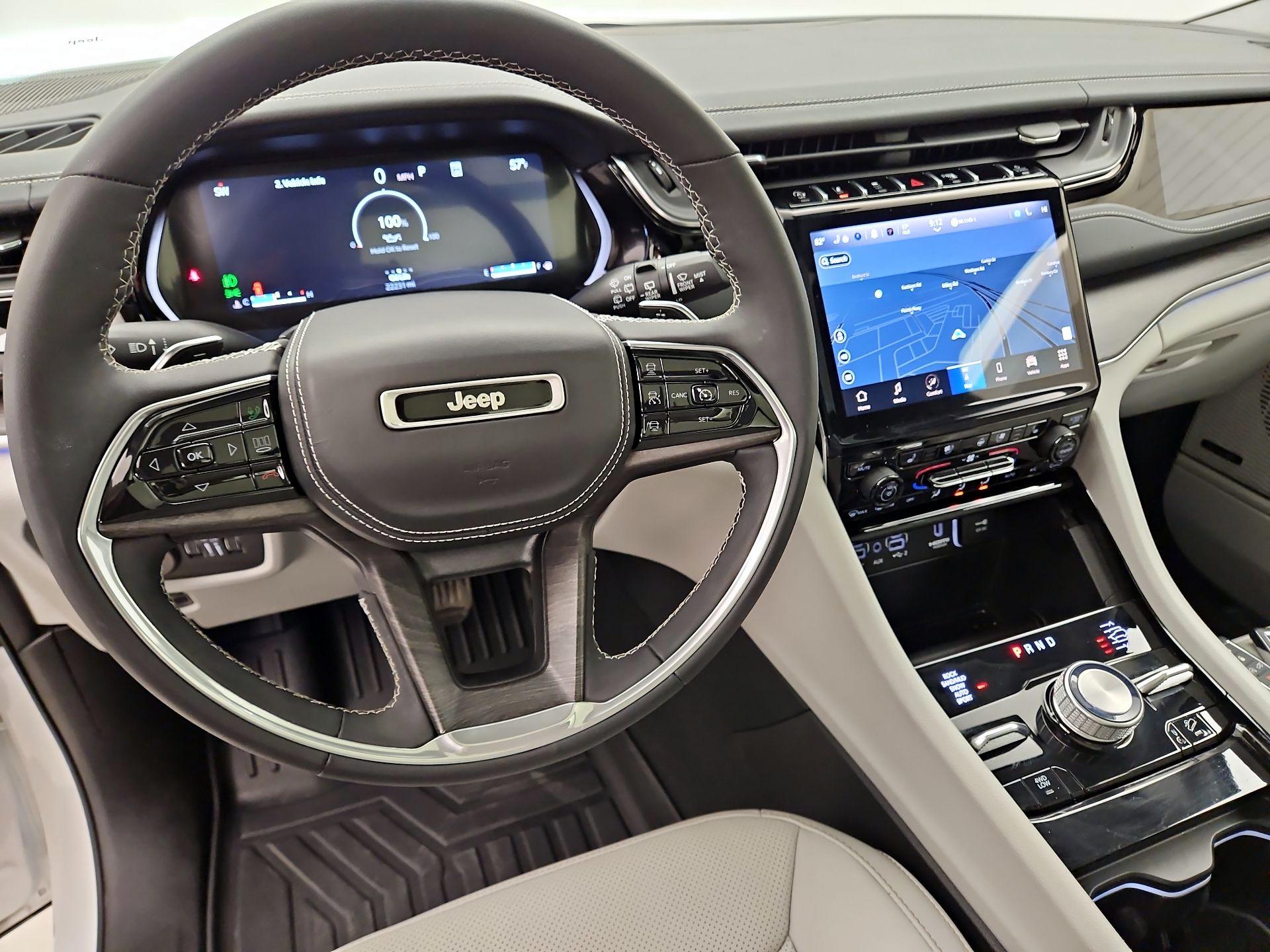 Thumbnail: 2023 Jeep Grand Cherokee - 9