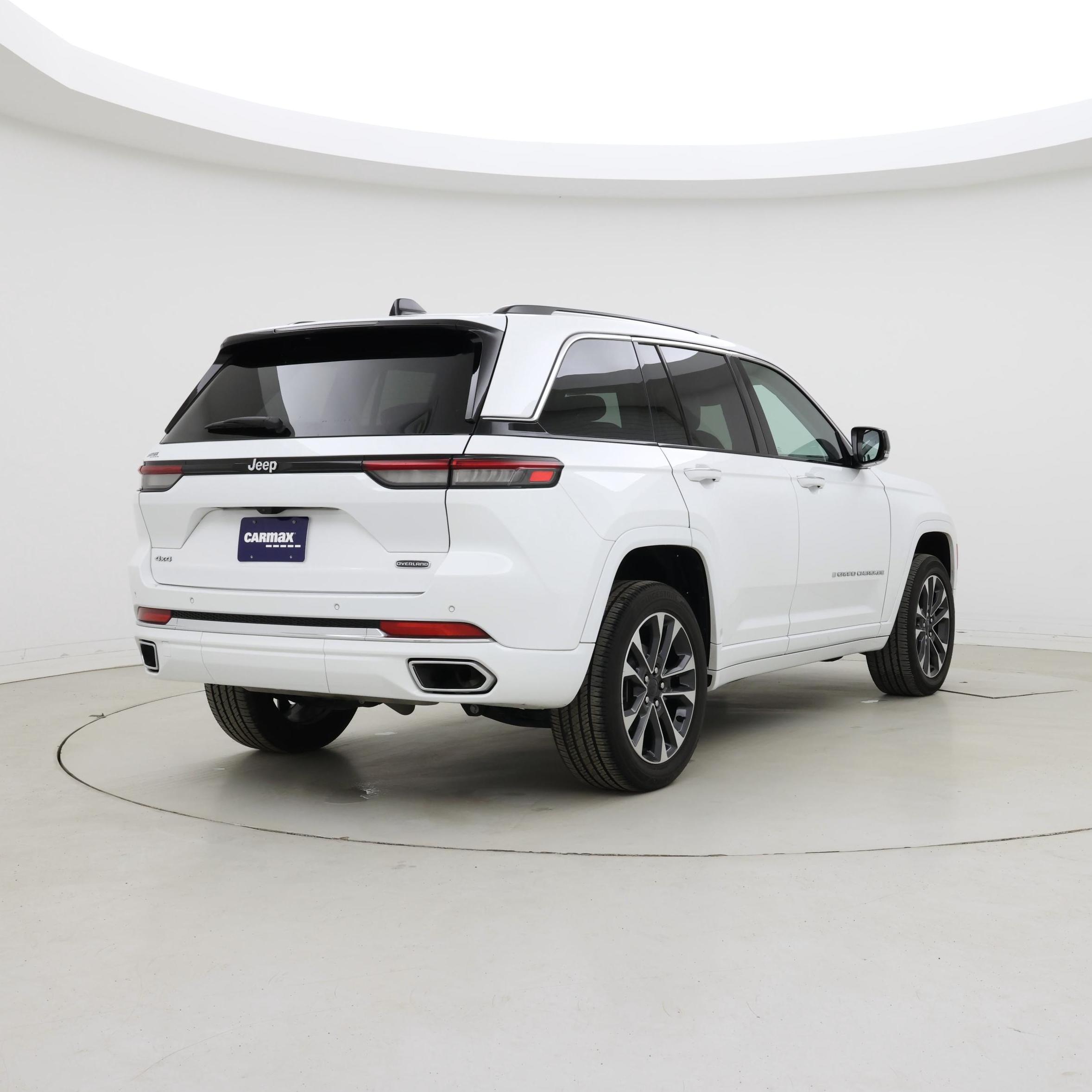 Thumbnail: 2023 Jeep Grand Cherokee - 8