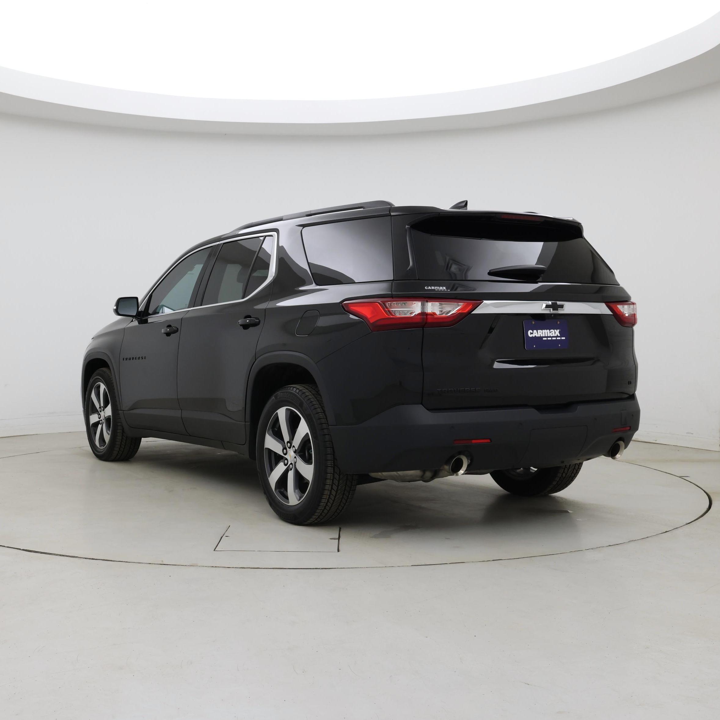 Thumbnail: 2019 Chevrolet Traverse - 2