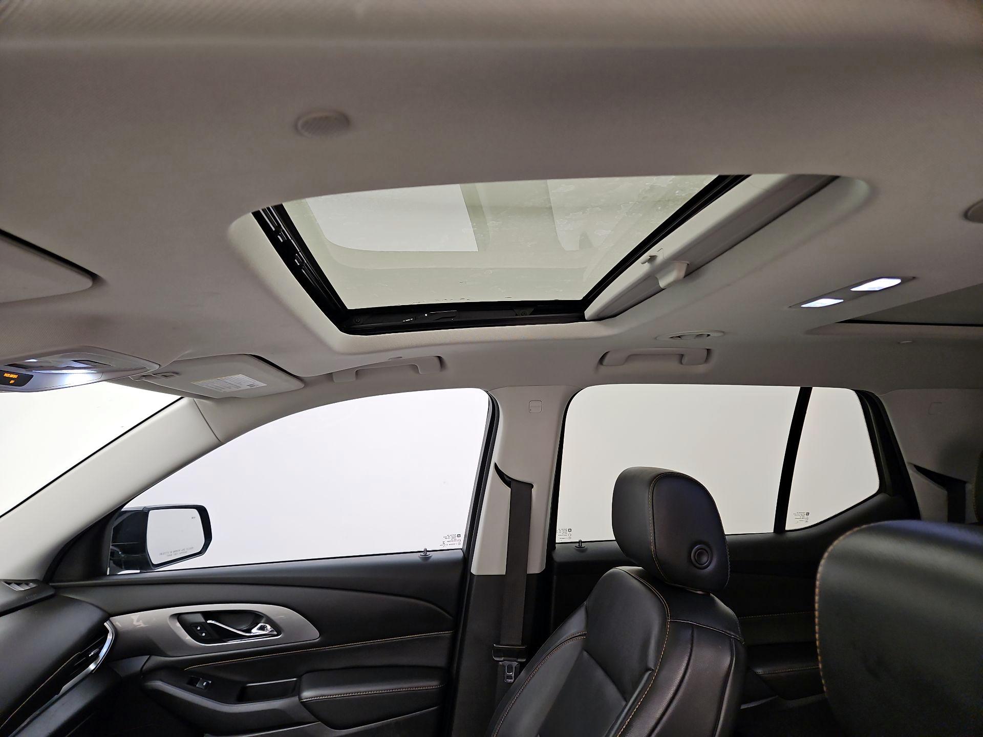 Thumbnail: 2019 Chevrolet Traverse - 20
