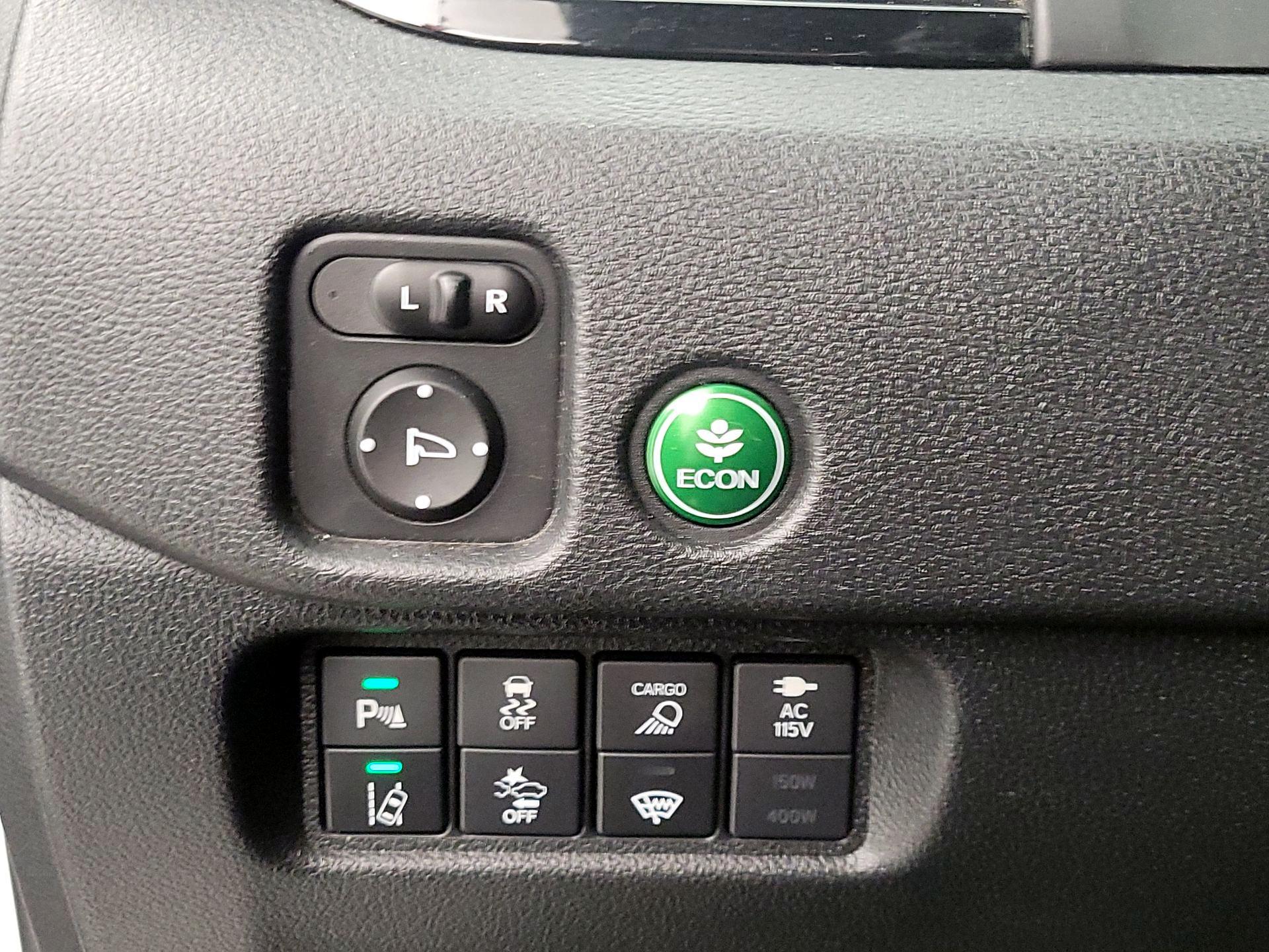 Thumbnail: 2021 Honda Ridgeline - 13