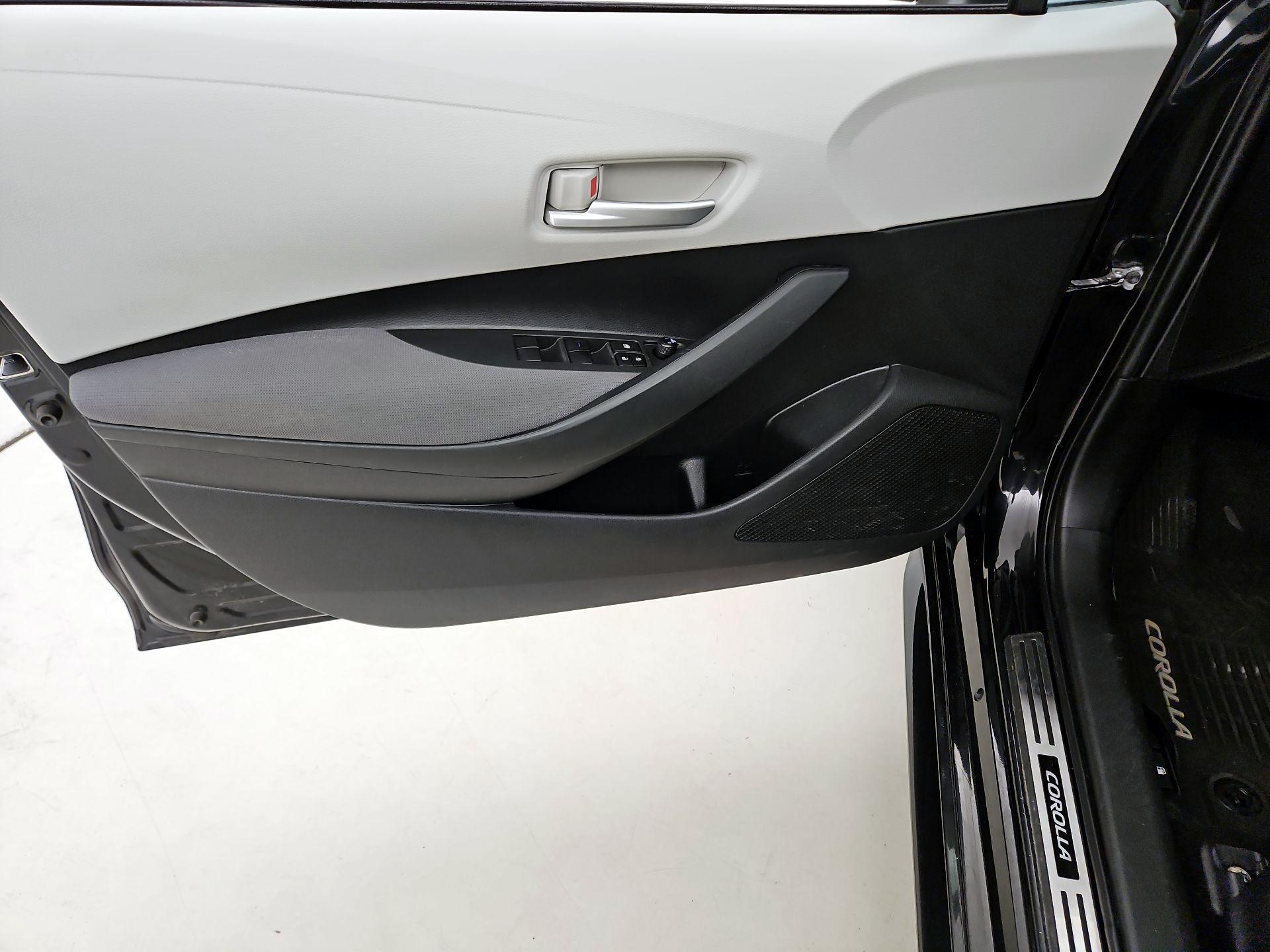 Thumbnail: 2020 Toyota Corolla - 12