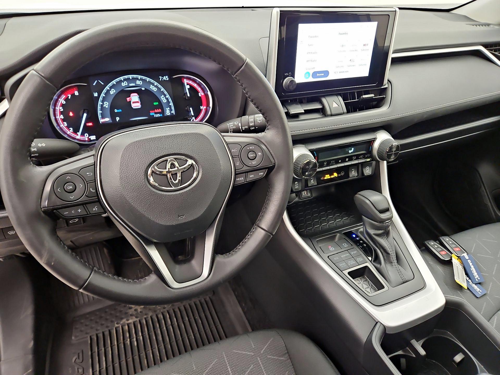 Thumbnail: 2024 Toyota RAV4 - 9