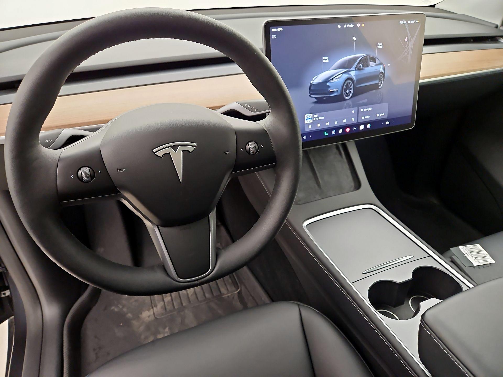 Thumbnail: 2024 Tesla Model Y - 9