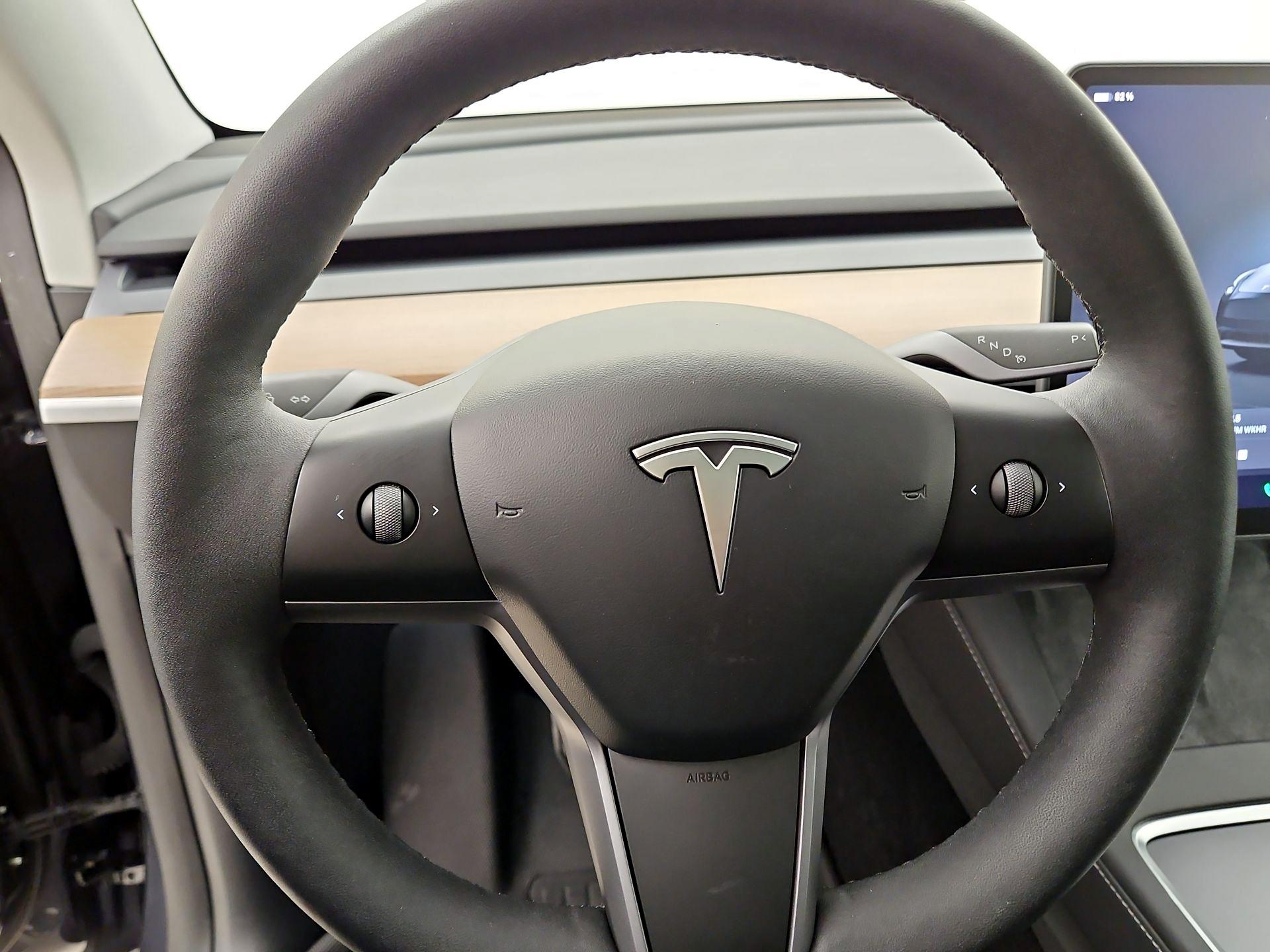 Thumbnail: 2024 Tesla Model Y - 10