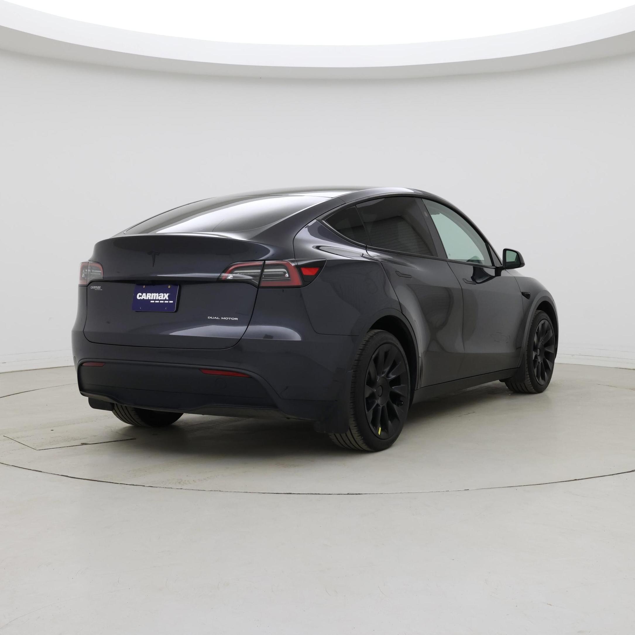 Thumbnail: 2024 Tesla Model Y - 8