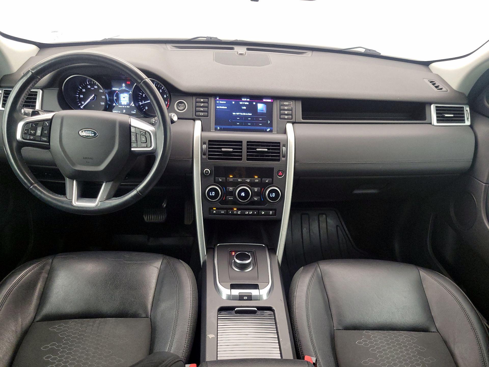 Thumbnail: 2017 Land Rover Discovery Sport - 9