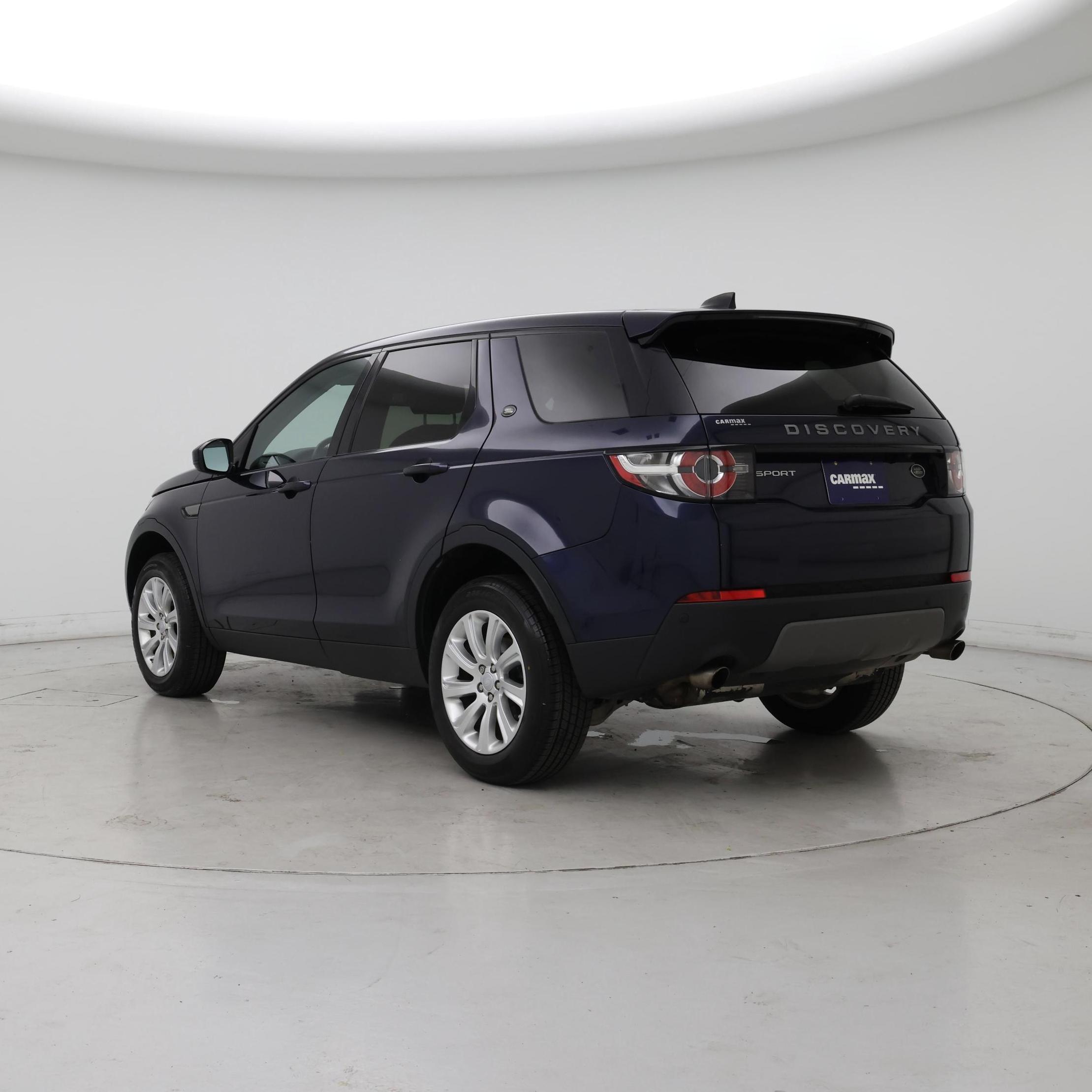 Thumbnail: 2017 Land Rover Discovery Sport - 2