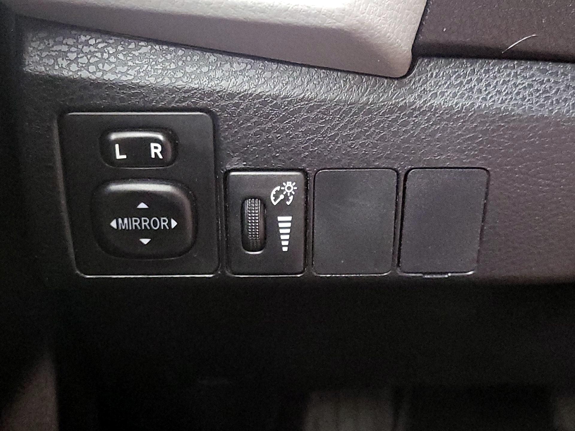 Thumbnail: 2016 Toyota Corolla - 11