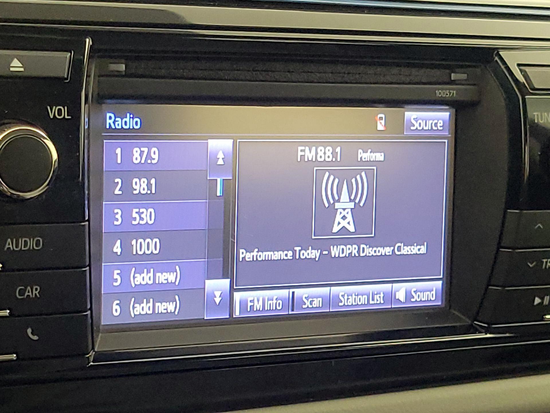 Thumbnail: 2016 Toyota Corolla - 13