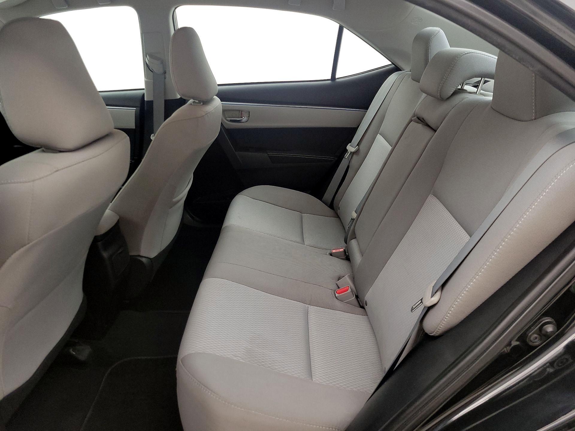 Thumbnail: 2016 Toyota Corolla - 17