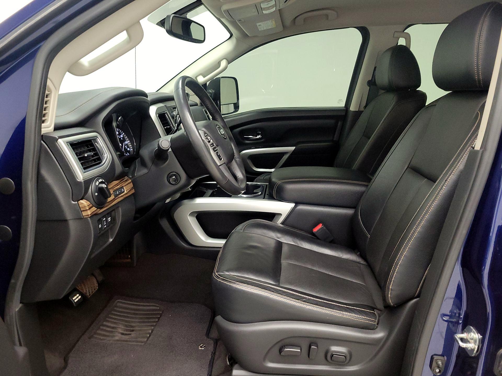 Thumbnail: 2017 Nissan Titan - 11
